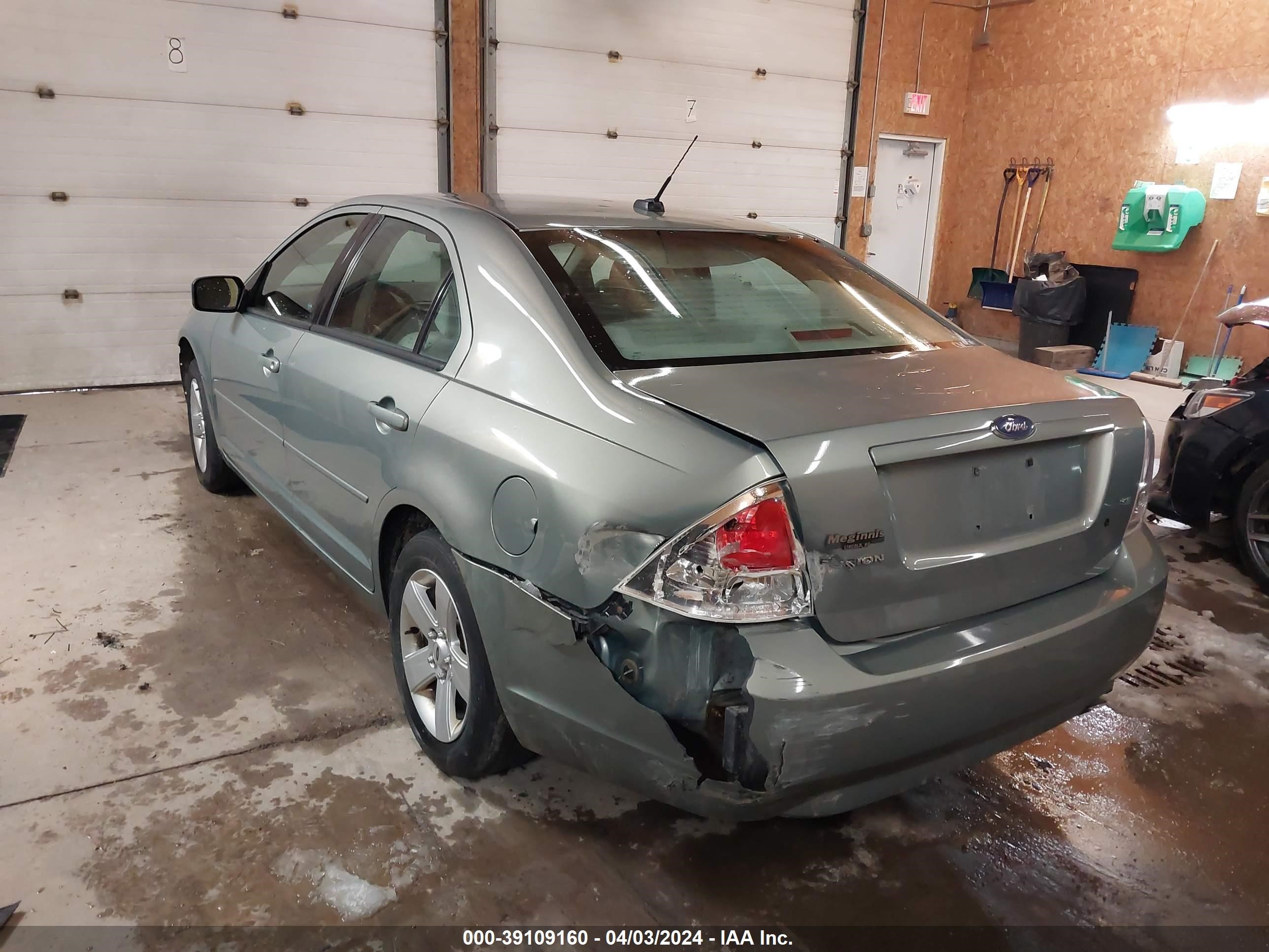 Photo 2 VIN: 3FAHP07Z48R144185 - FORD FUSION 