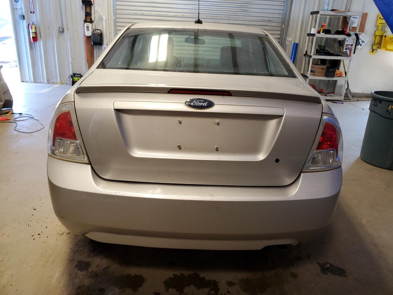 Photo 5 VIN: 3FAHP07Z58R217659 - FORD FUSION 