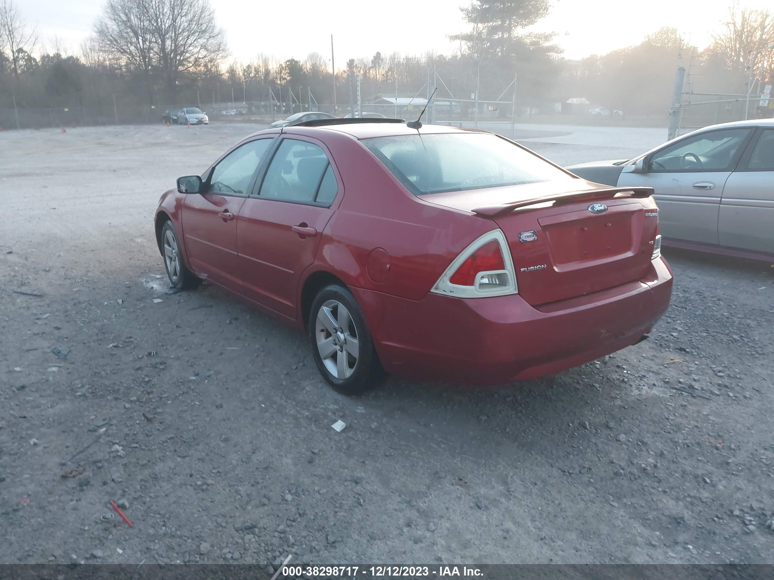 Photo 2 VIN: 3FAHP07Z68R124343 - FORD FUSION 