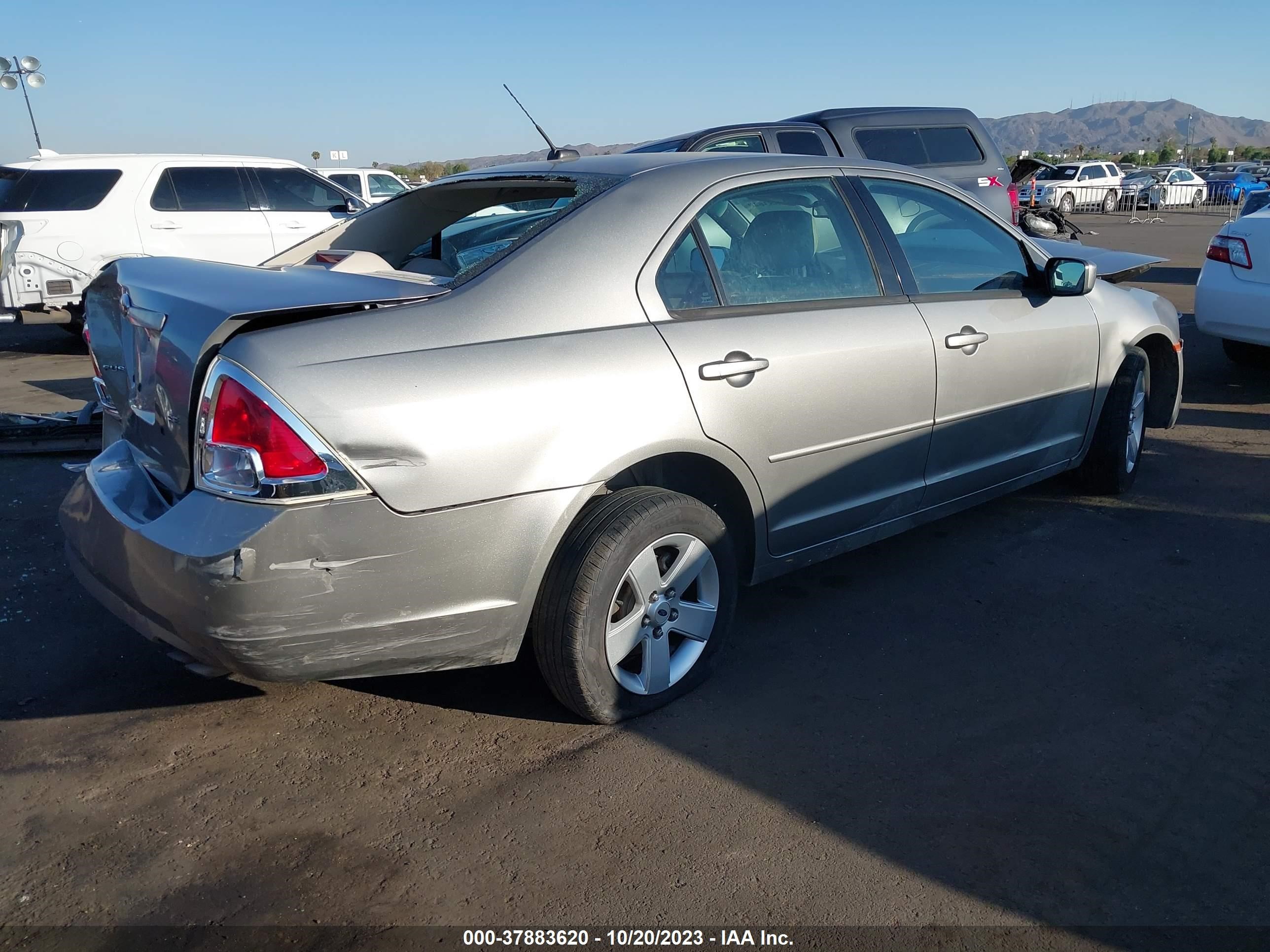 Photo 3 VIN: 3FAHP07Z68R228282 - FORD FUSION 