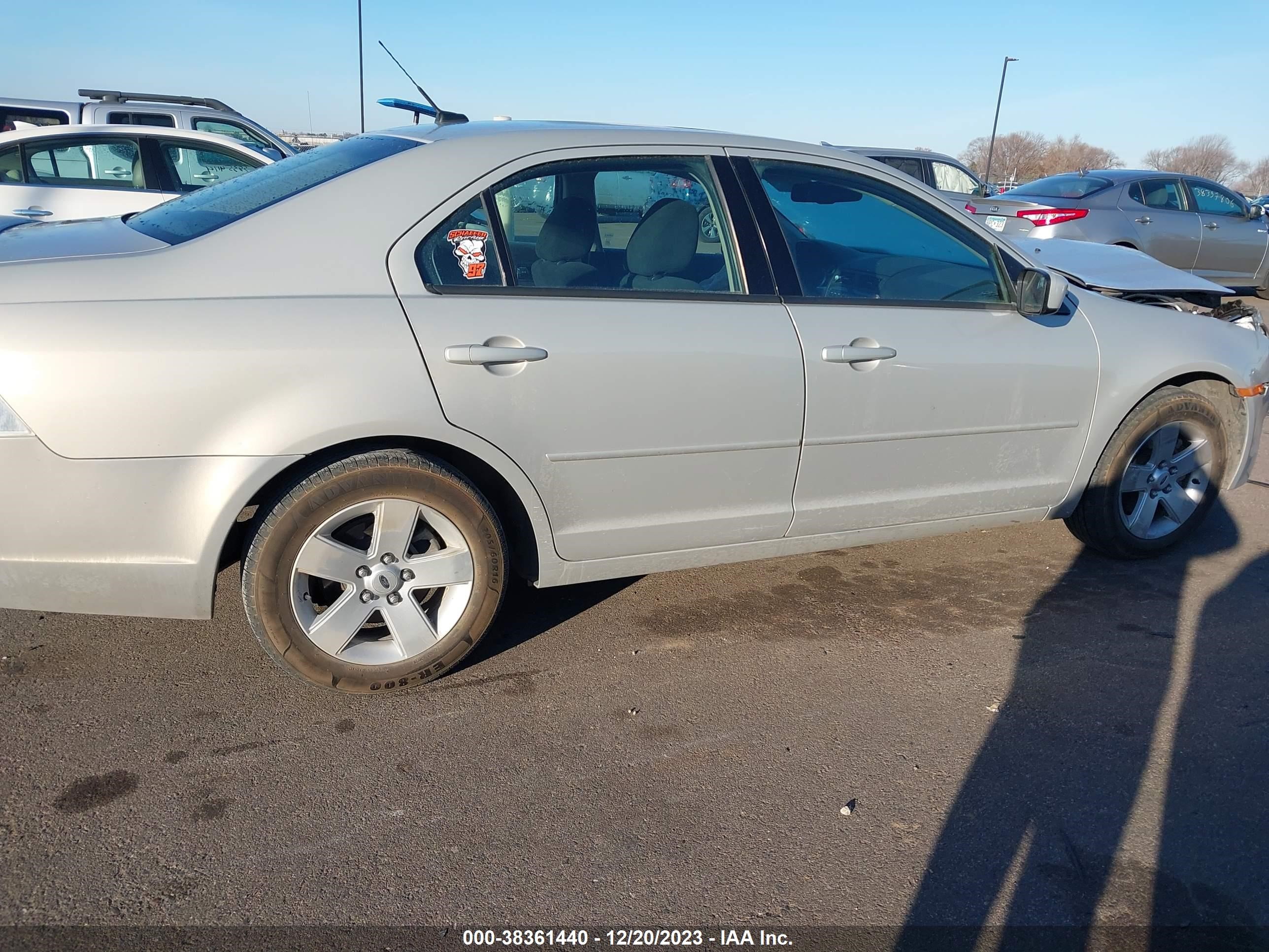 Photo 12 VIN: 3FAHP07Z69R212780 - FORD FUSION 