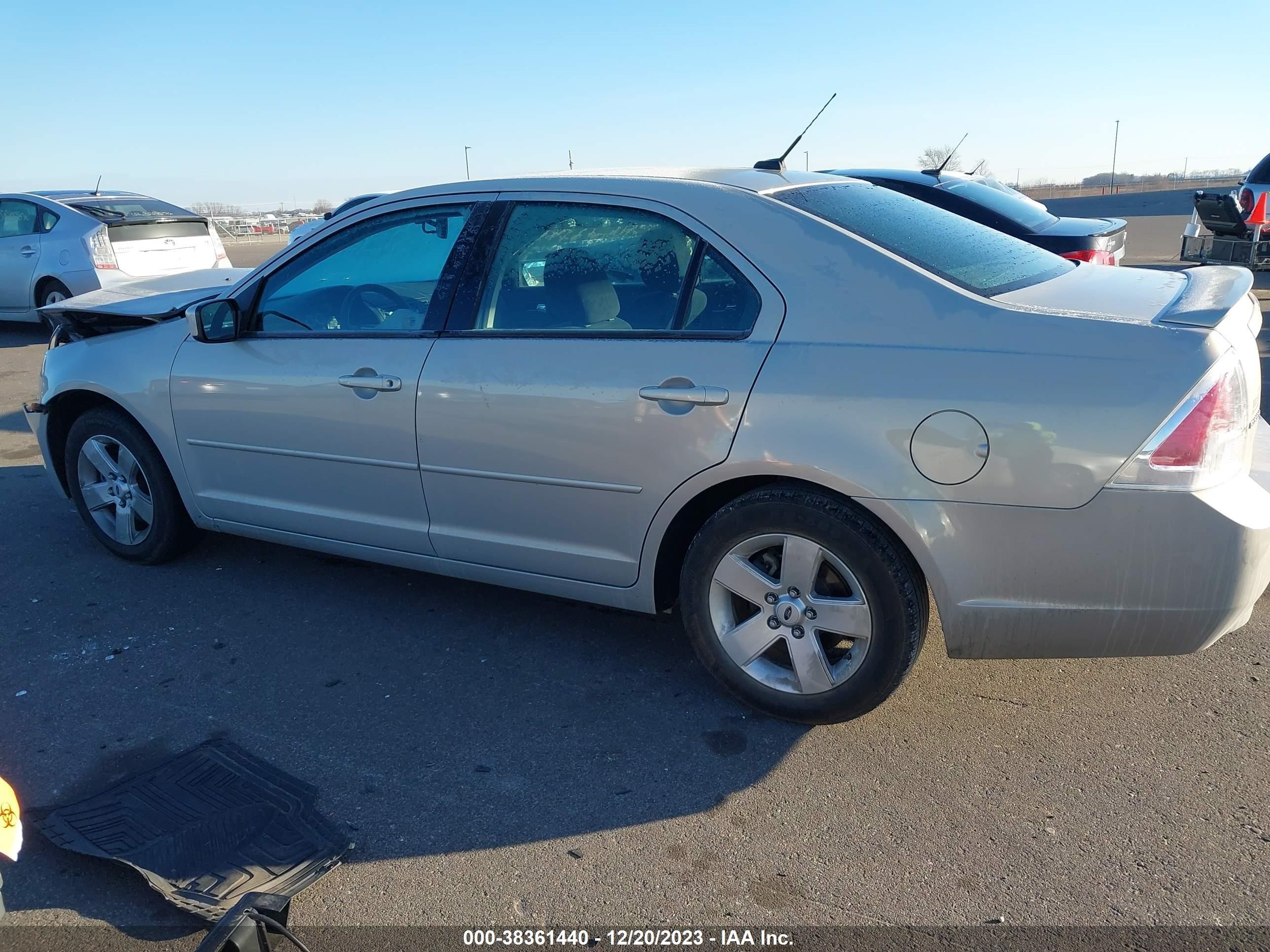 Photo 13 VIN: 3FAHP07Z69R212780 - FORD FUSION 