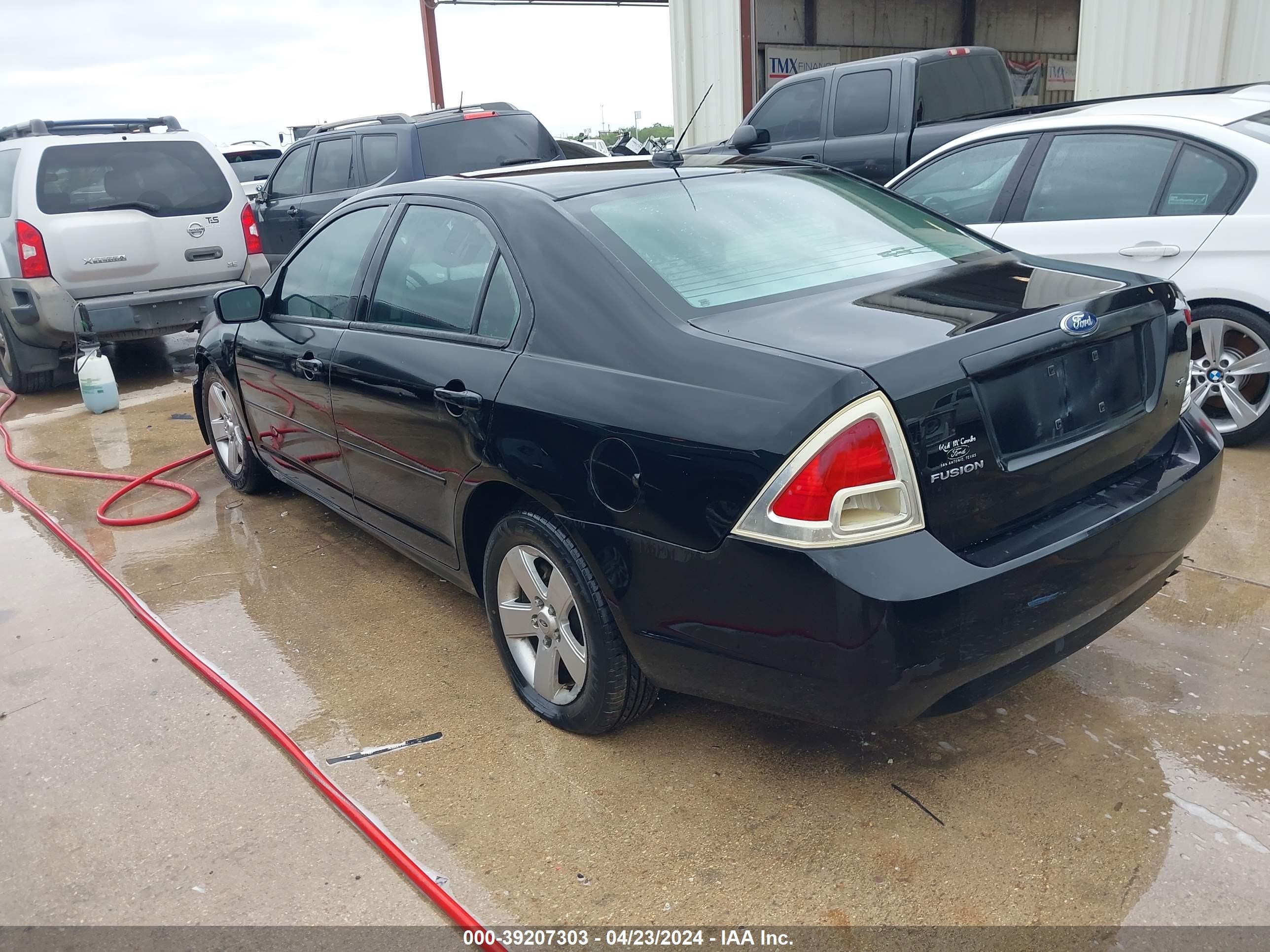 Photo 2 VIN: 3FAHP07Z78R271870 - FORD FUSION 