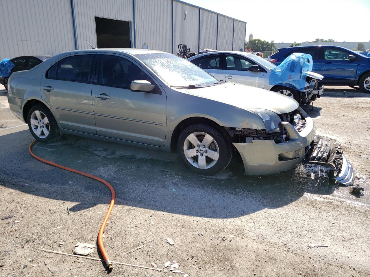 Photo 3 VIN: 3FAHP07Z88R132489 - FORD FUSION 