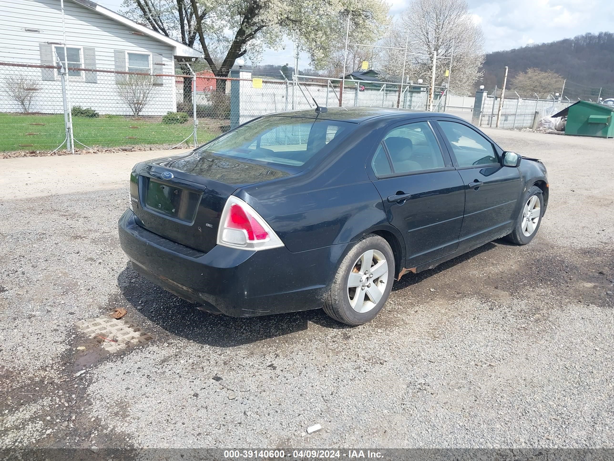 Photo 3 VIN: 3FAHP07Z98R103289 - FORD FUSION 