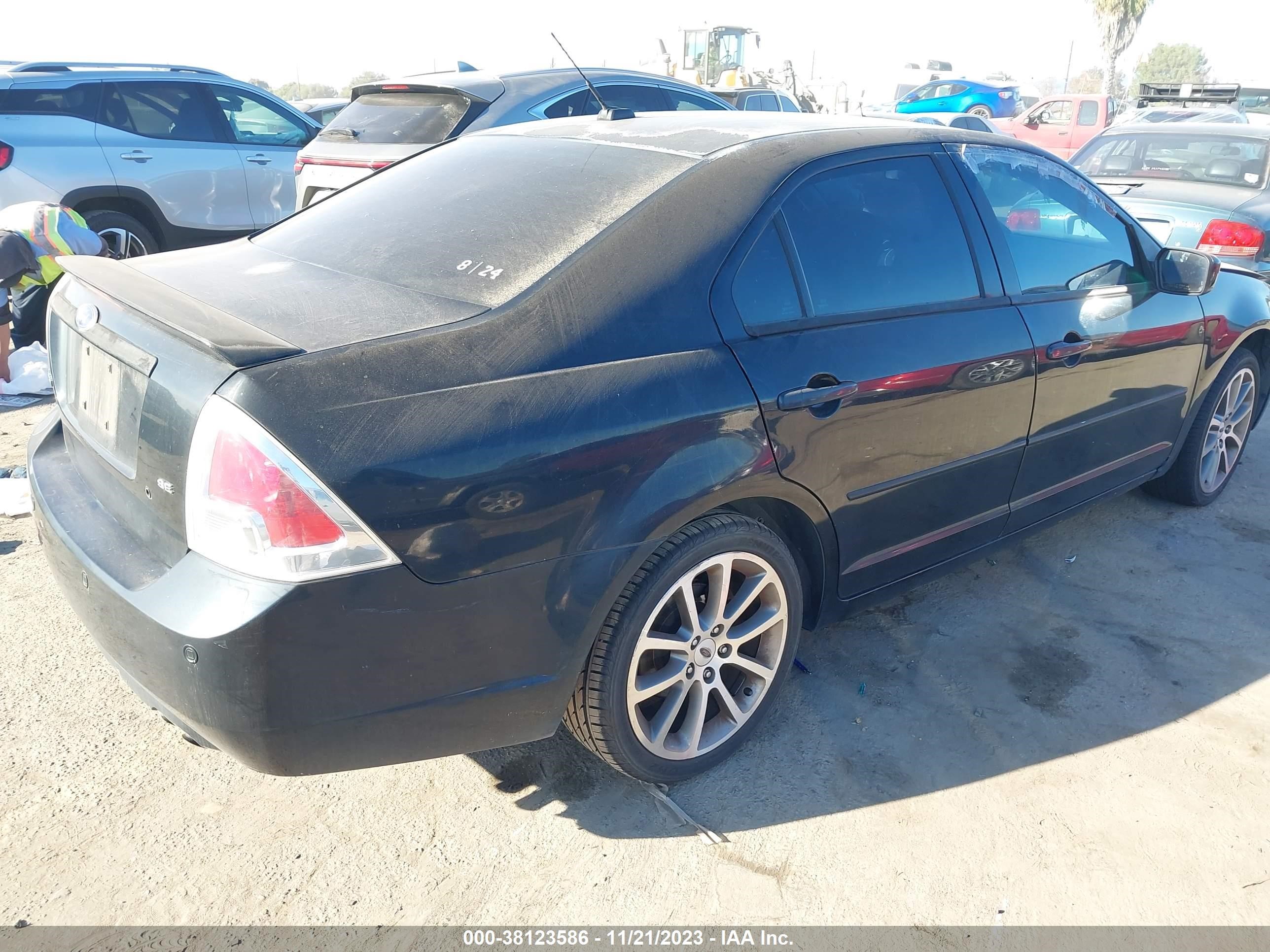 Photo 3 VIN: 3FAHP07Z98R138513 - FORD FUSION 