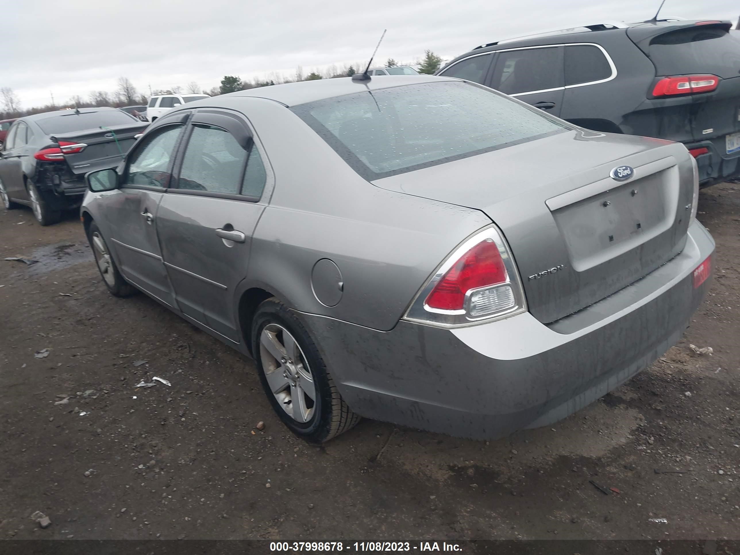 Photo 2 VIN: 3FAHP07Z98R275063 - FORD FUSION 