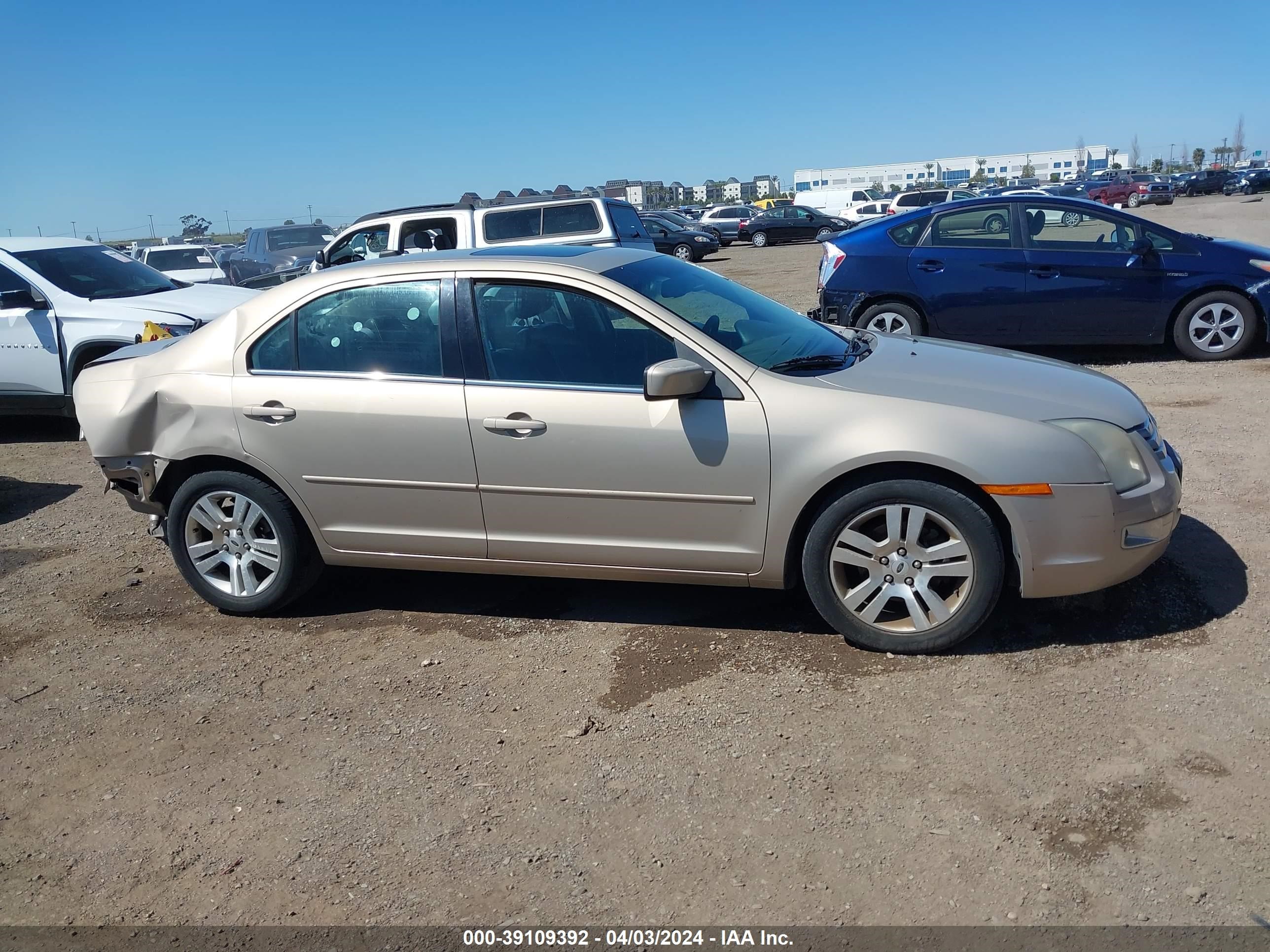 Photo 13 VIN: 3FAHP08107R147463 - FORD FUSION 