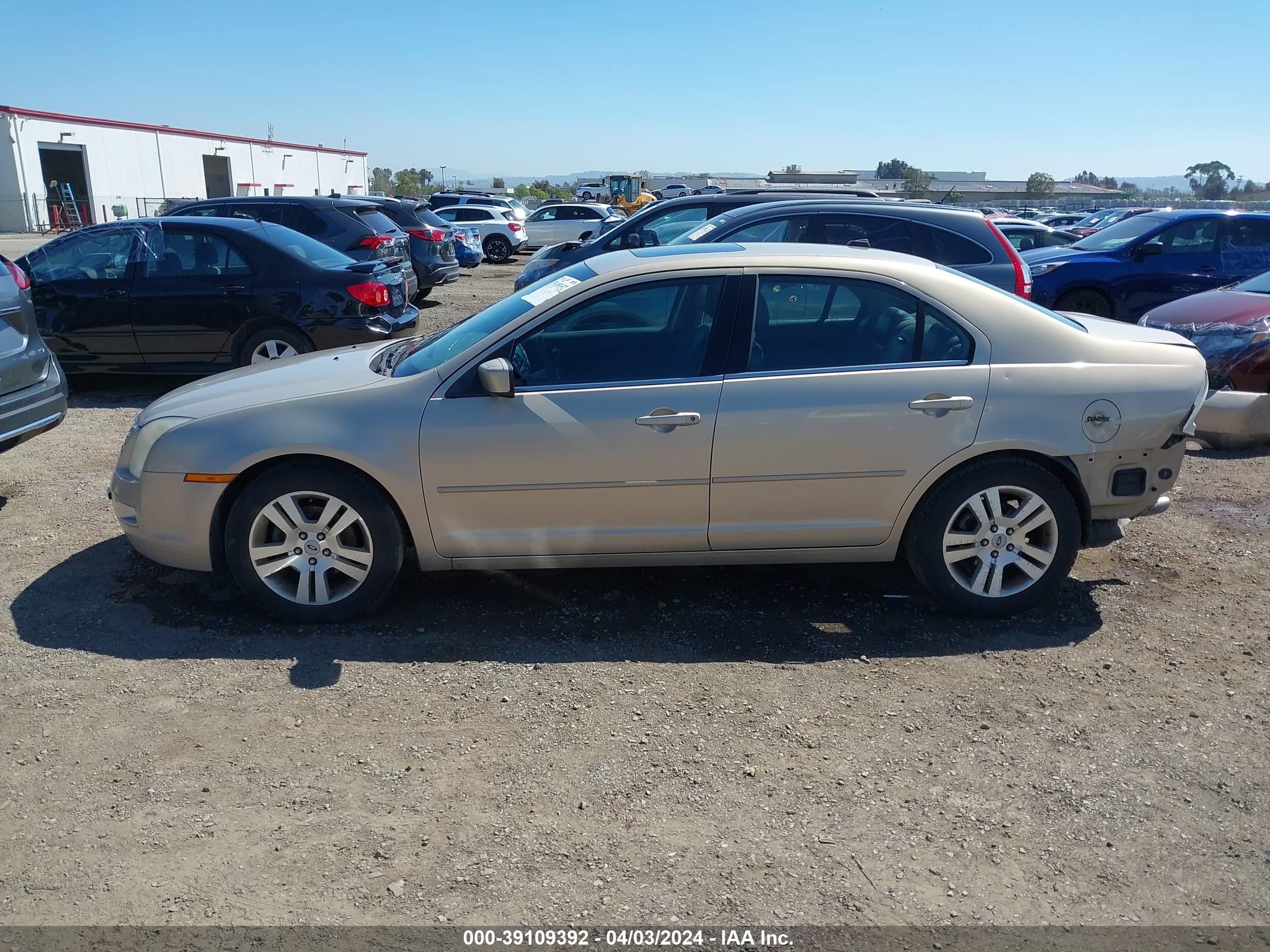 Photo 14 VIN: 3FAHP08107R147463 - FORD FUSION 