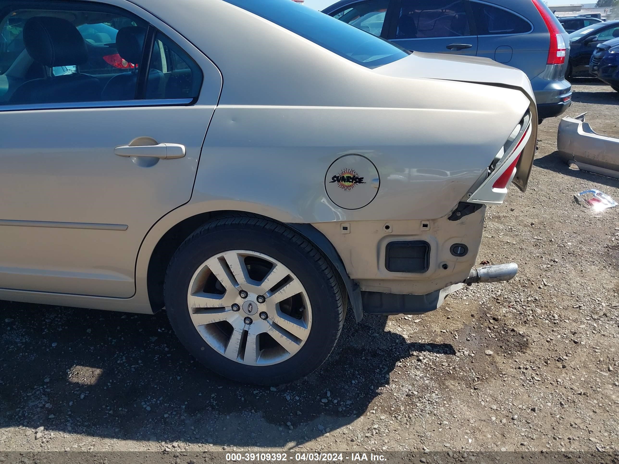 Photo 17 VIN: 3FAHP08107R147463 - FORD FUSION 