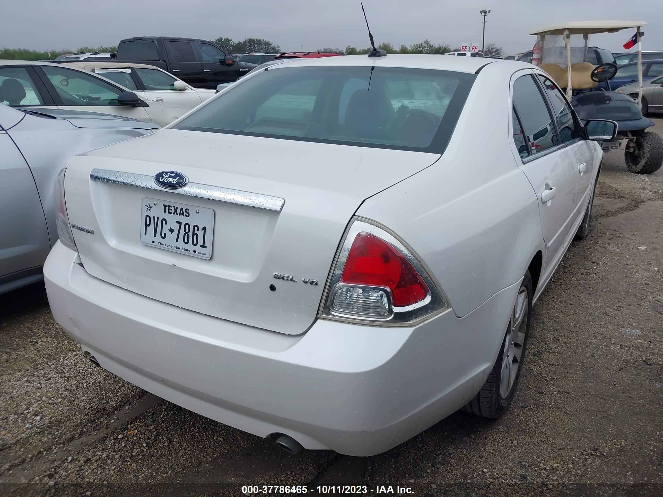 Photo 3 VIN: 3FAHP08109R115437 - FORD FUSION 