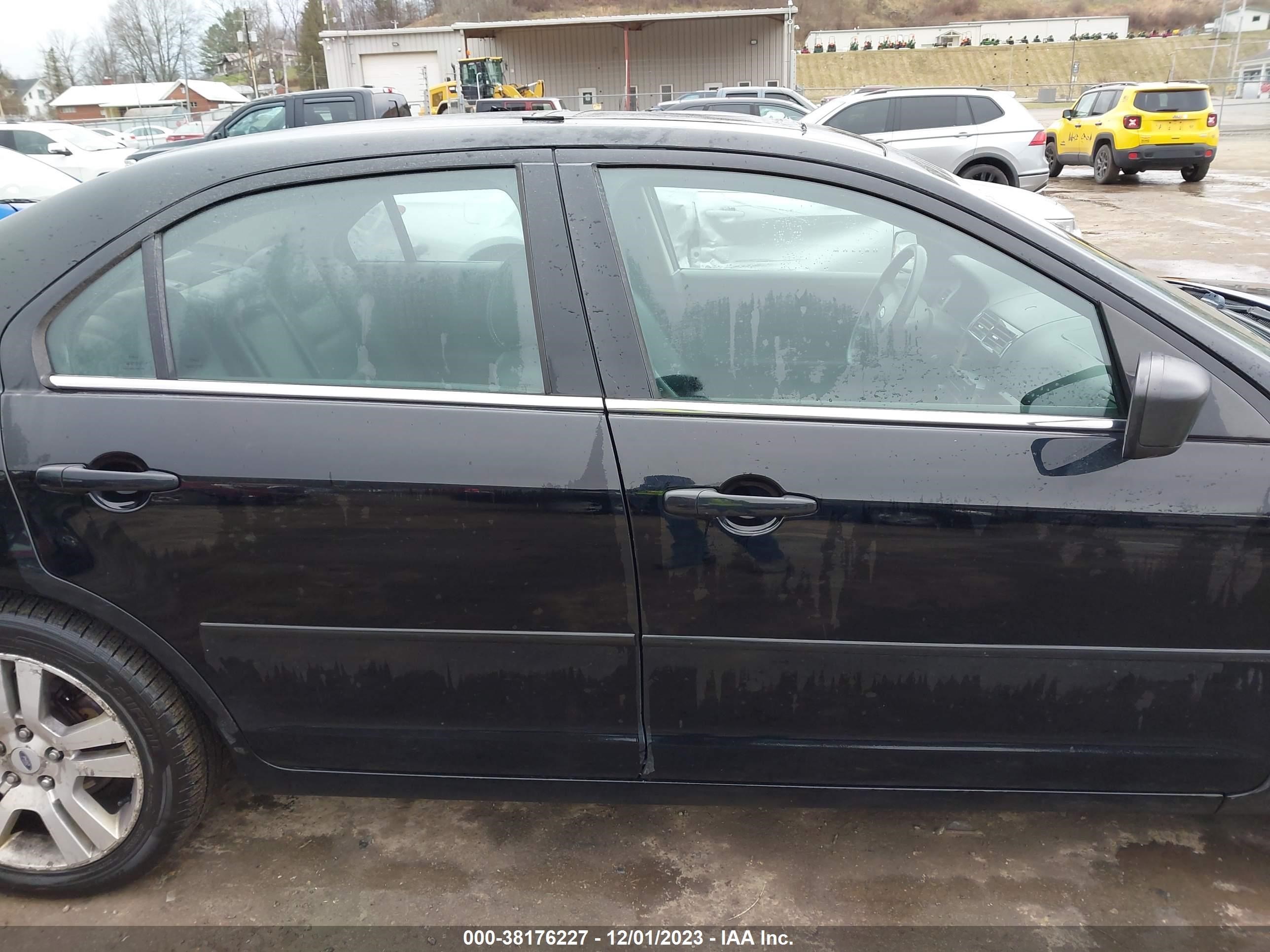 Photo 12 VIN: 3FAHP08116R235615 - FORD FUSION 