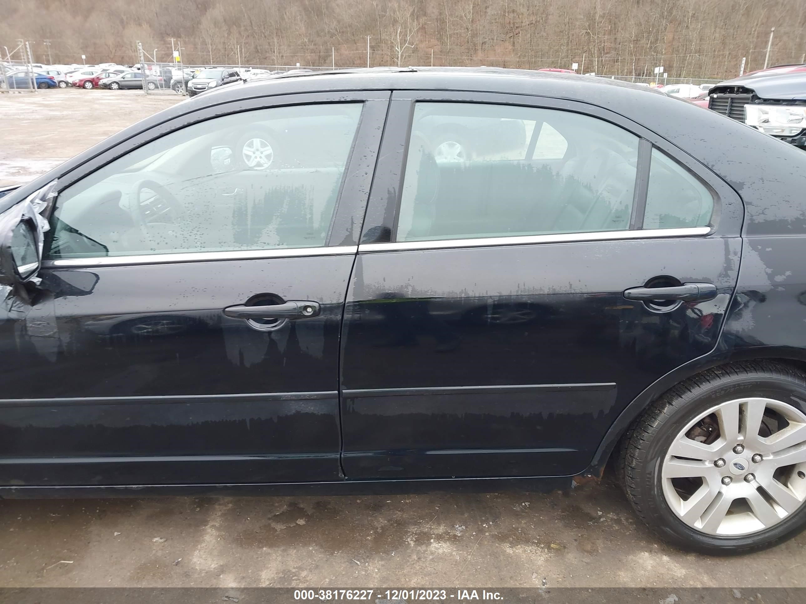 Photo 13 VIN: 3FAHP08116R235615 - FORD FUSION 