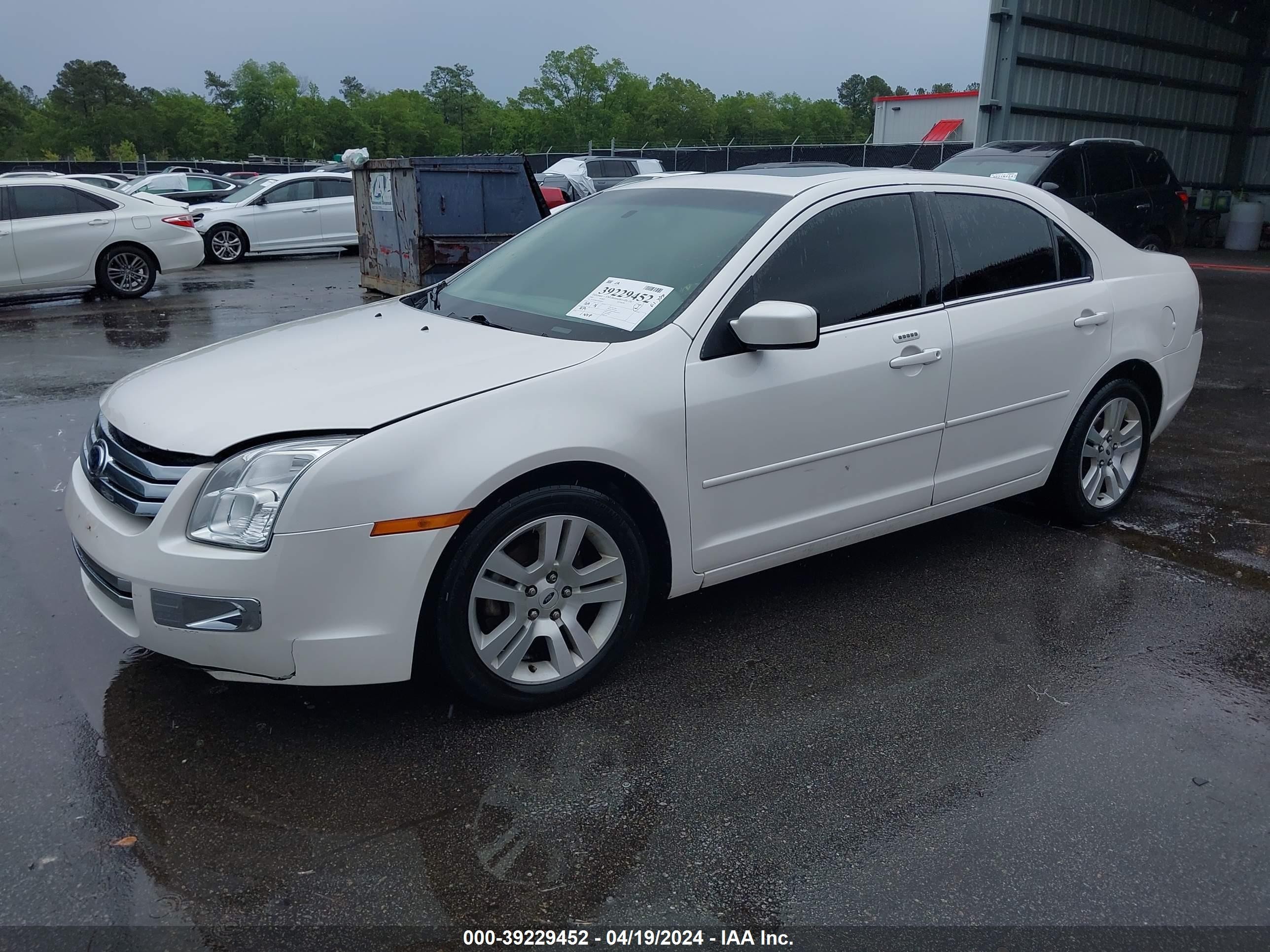 Photo 1 VIN: 3FAHP08129R102835 - FORD FUSION 