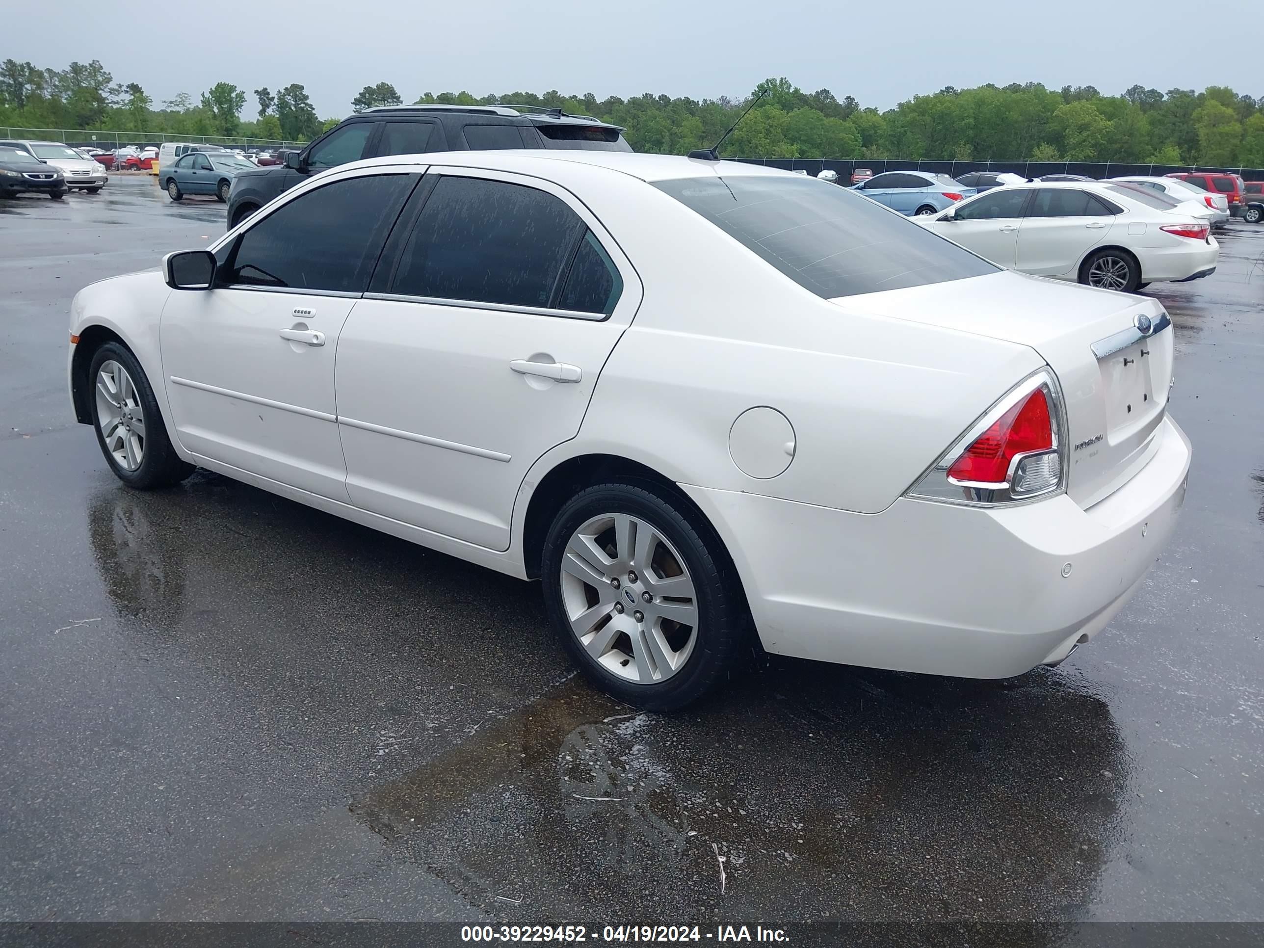 Photo 2 VIN: 3FAHP08129R102835 - FORD FUSION 