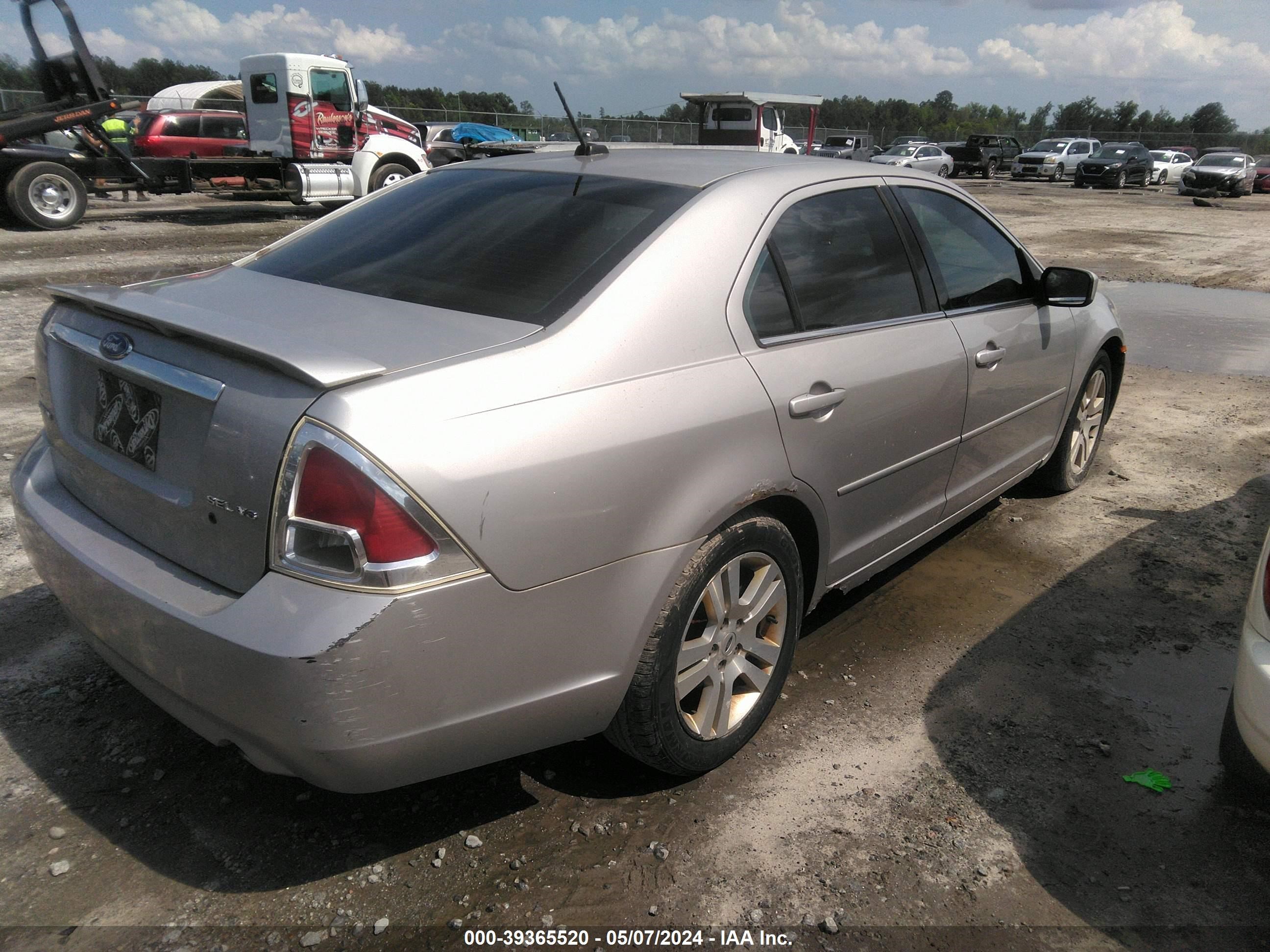 Photo 3 VIN: 3FAHP08137R237366 - FORD FUSION 