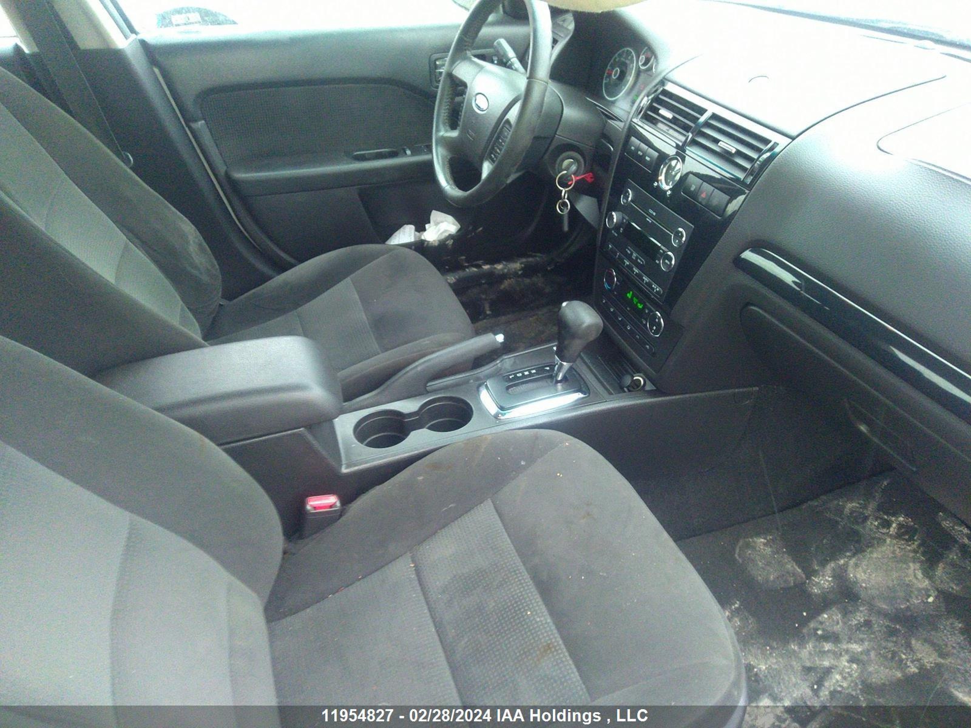 Photo 4 VIN: 3FAHP08138R150603 - FORD FUSION 