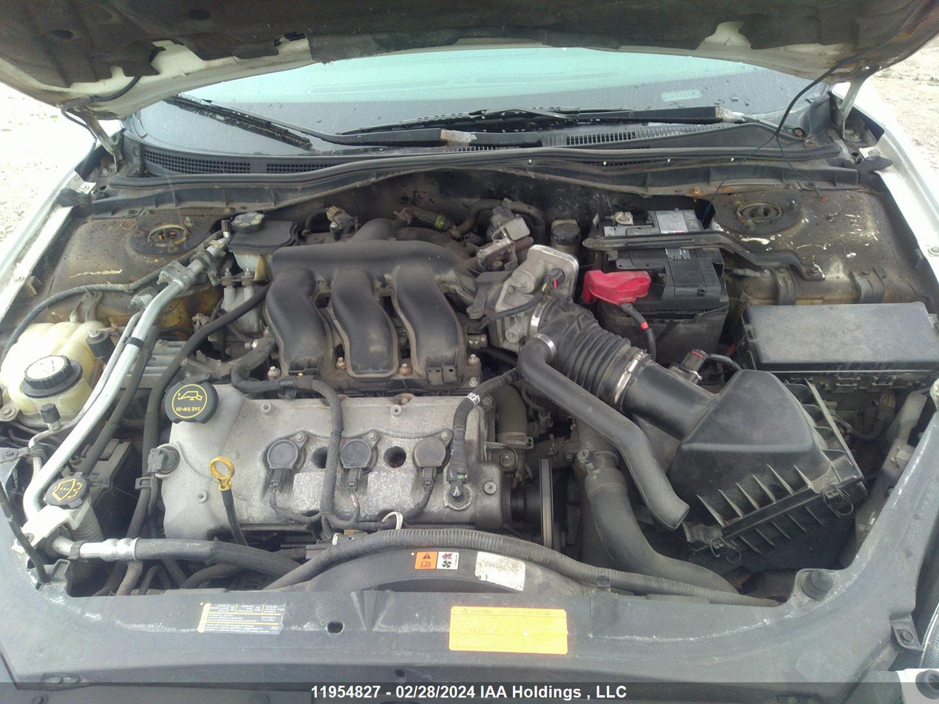 Photo 9 VIN: 3FAHP08138R150603 - FORD FUSION 