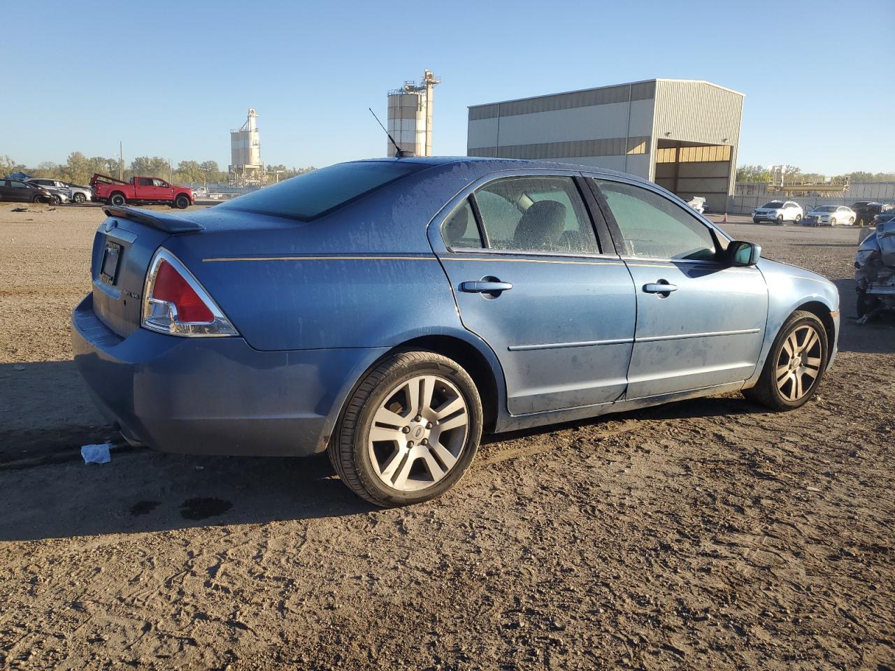 Photo 2 VIN: 3FAHP08139R106845 - FORD FUSION 