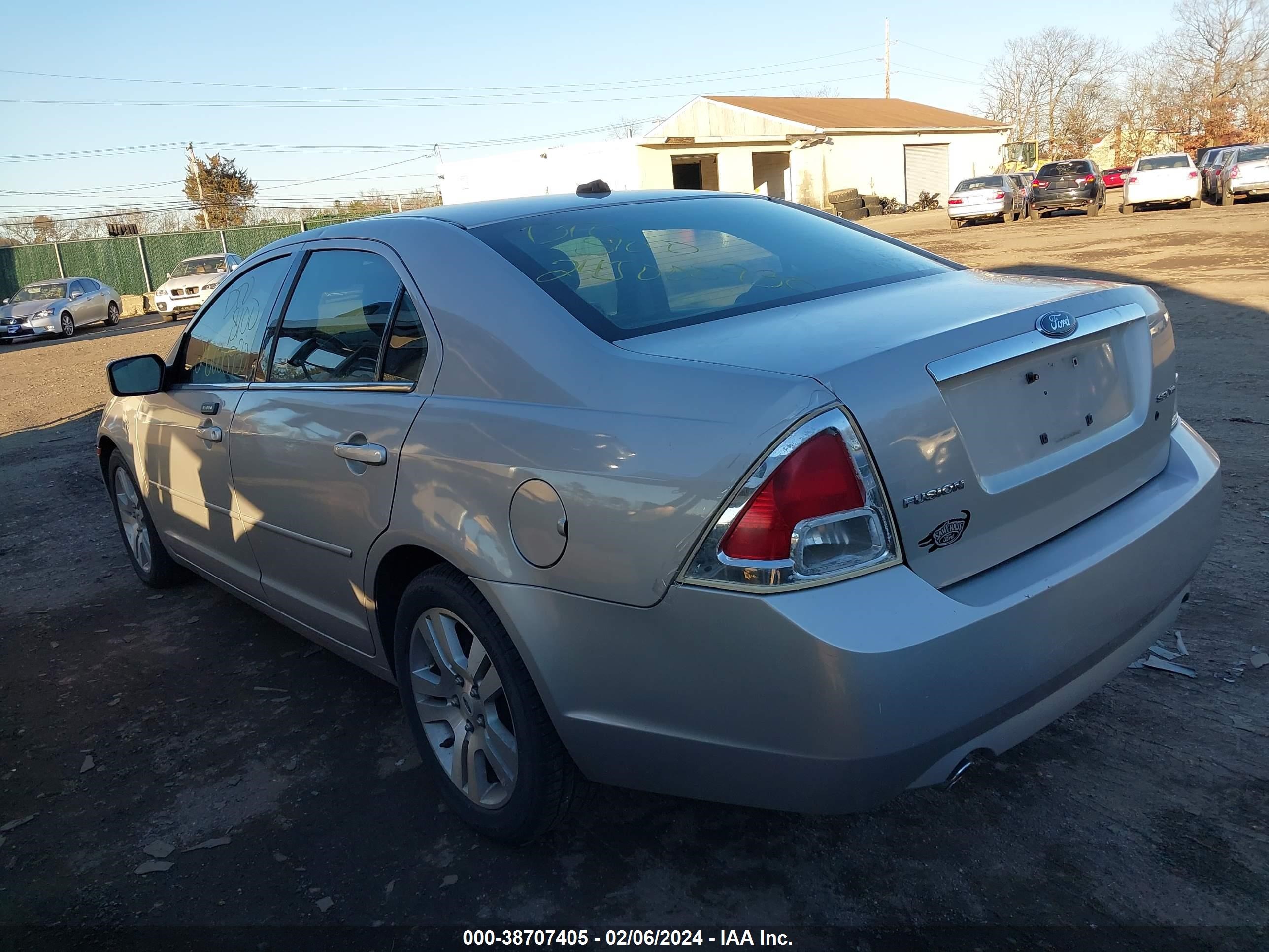 Photo 2 VIN: 3FAHP08167R218181 - FORD FUSION 