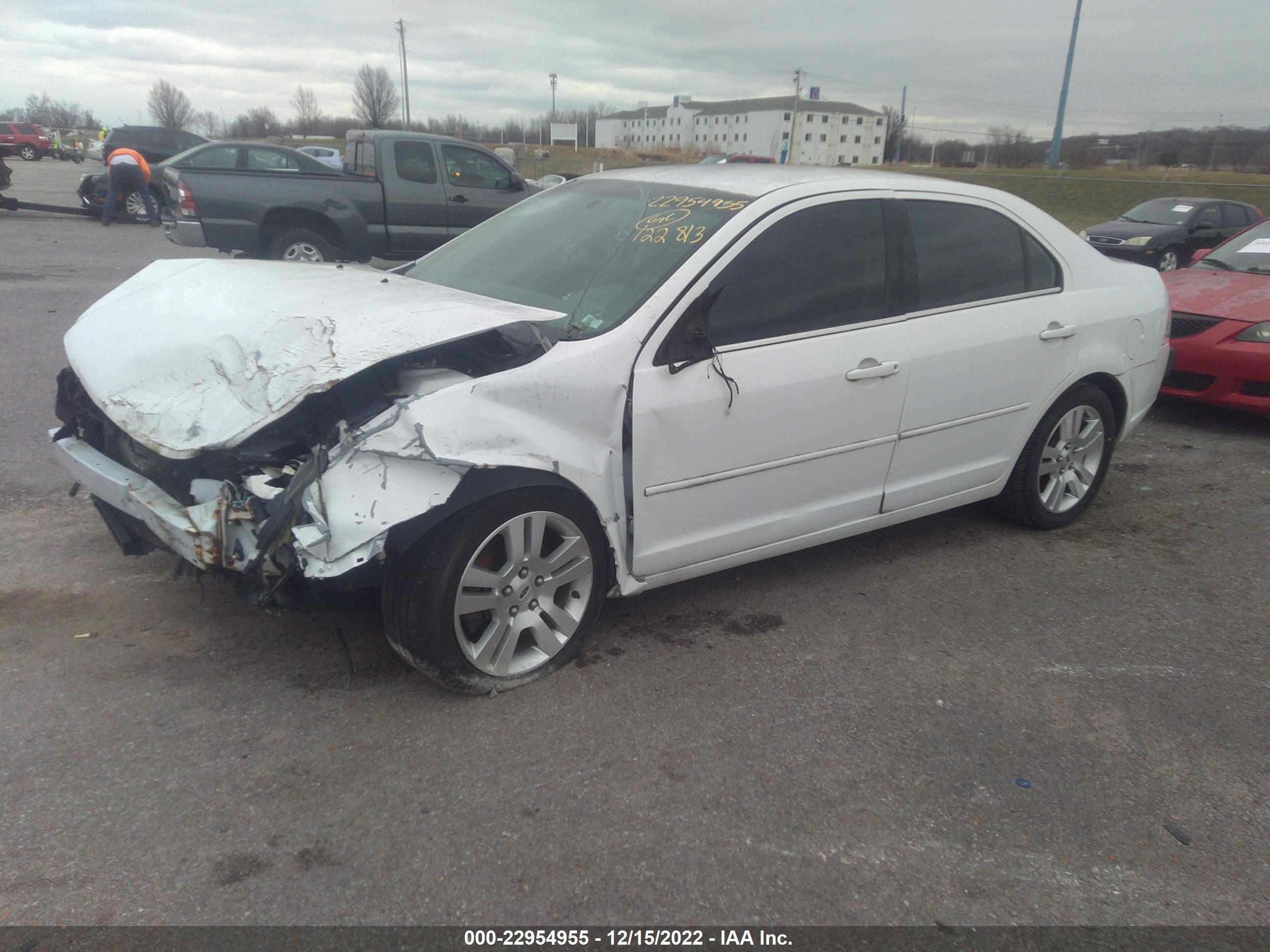 Photo 1 VIN: 3FAHP081X6R122813 - FORD FUSION 