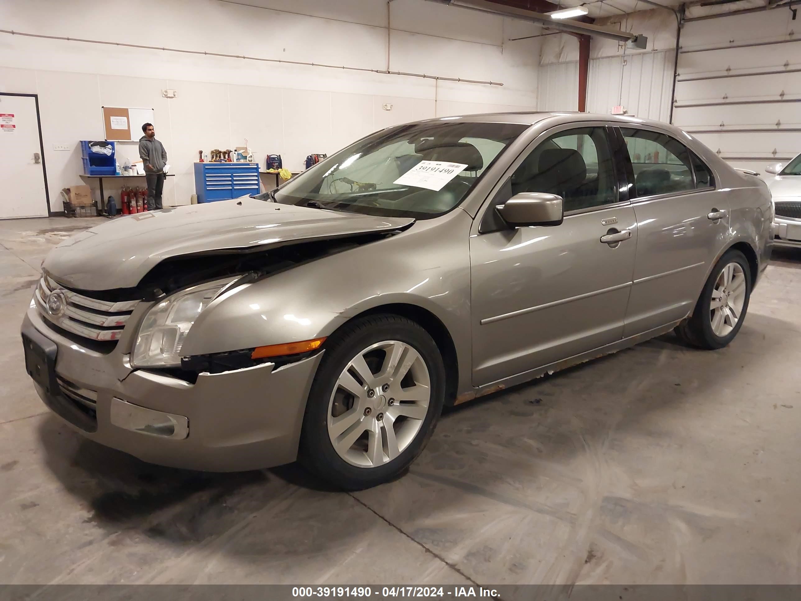 Photo 1 VIN: 3FAHP081X8R247555 - FORD FUSION 