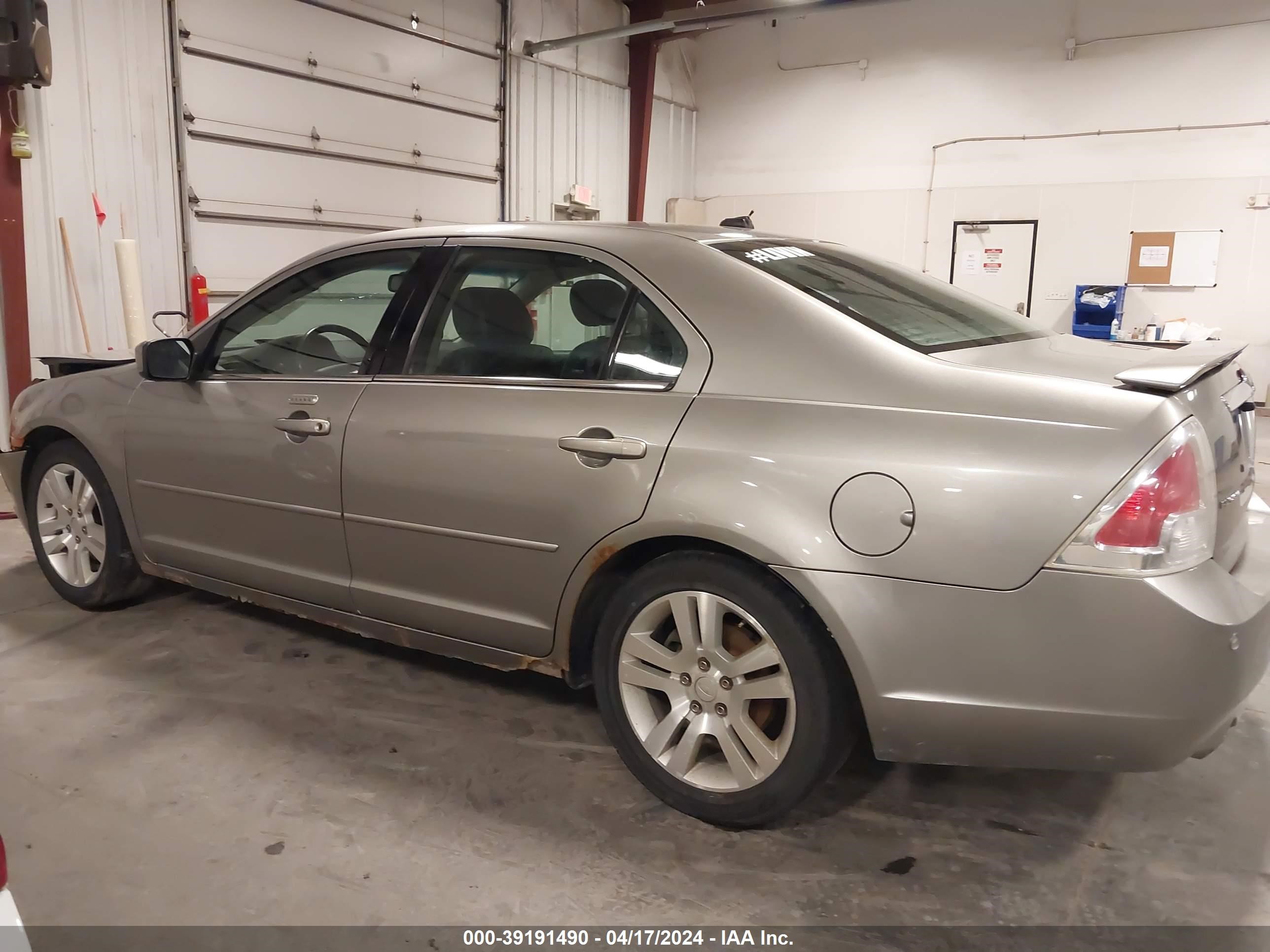 Photo 13 VIN: 3FAHP081X8R247555 - FORD FUSION 