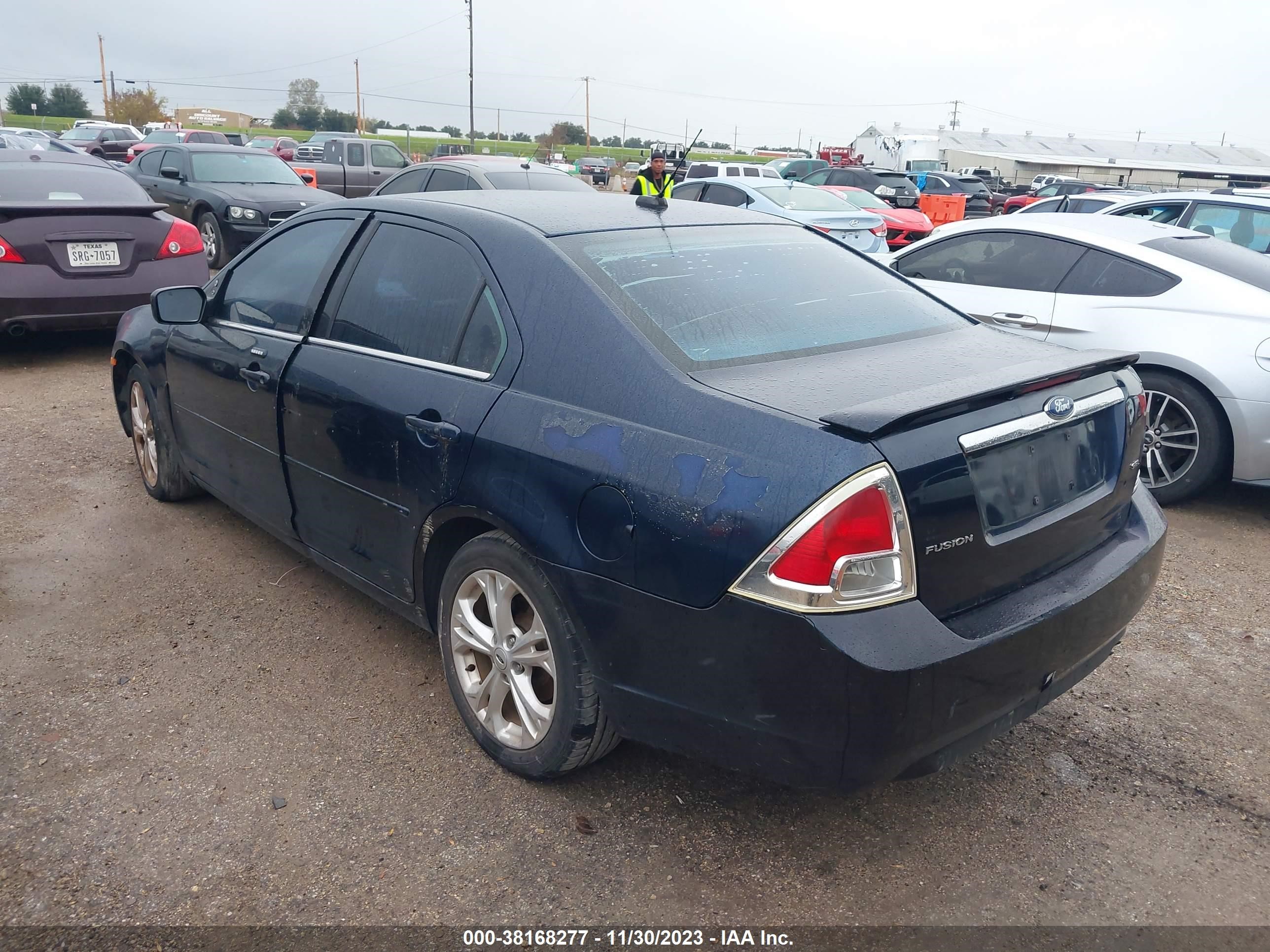 Photo 2 VIN: 3FAHP08Z19R112066 - FORD FUSION 