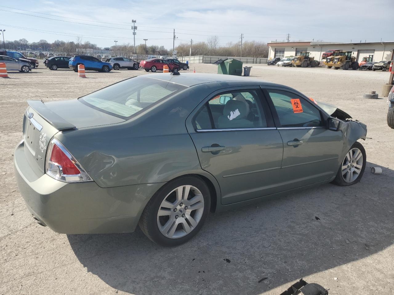 Photo 2 VIN: 3FAHP08Z28R127206 - FORD FUSION 