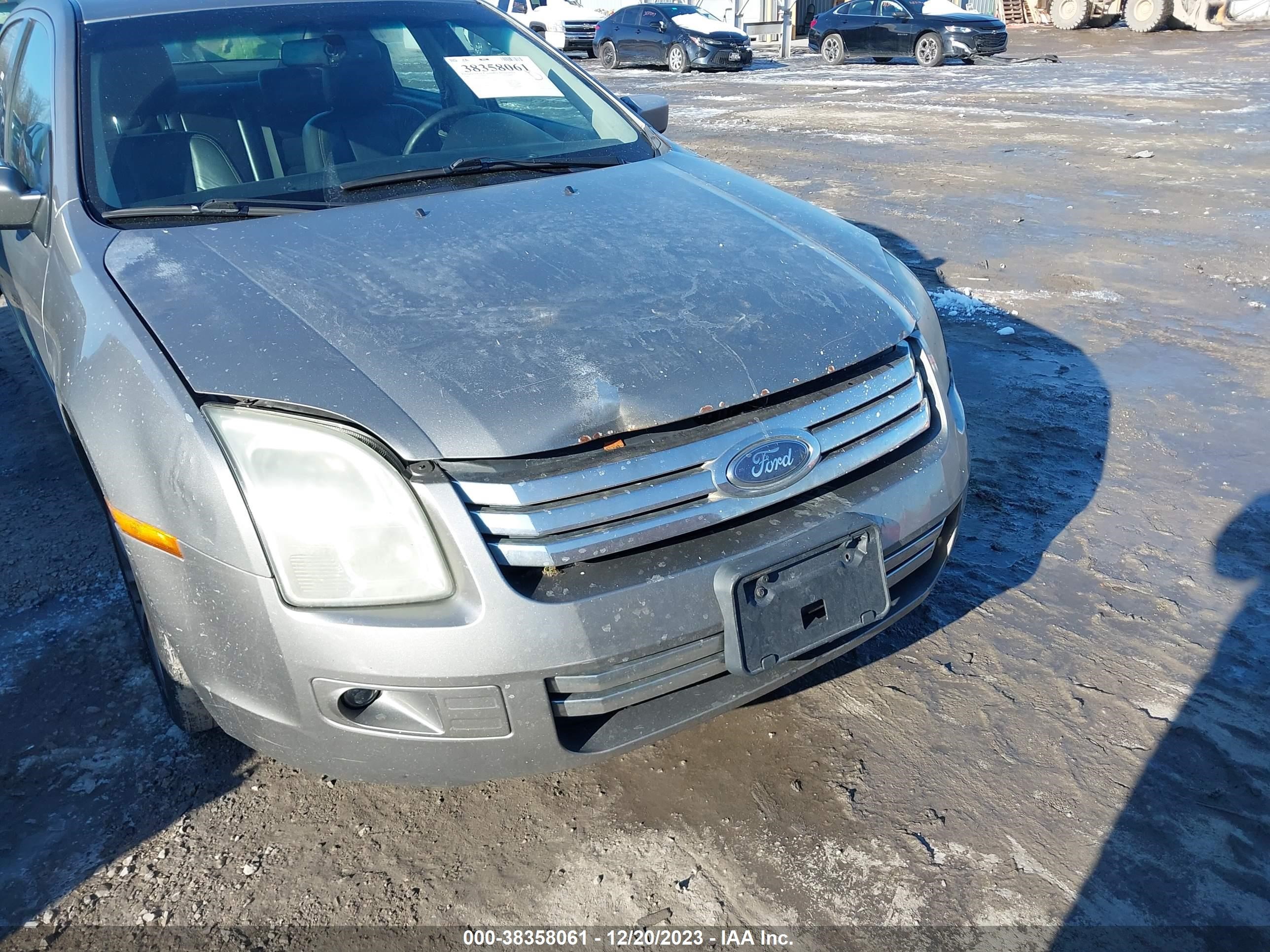 Photo 5 VIN: 3FAHP08Z99R141041 - FORD FUSION 