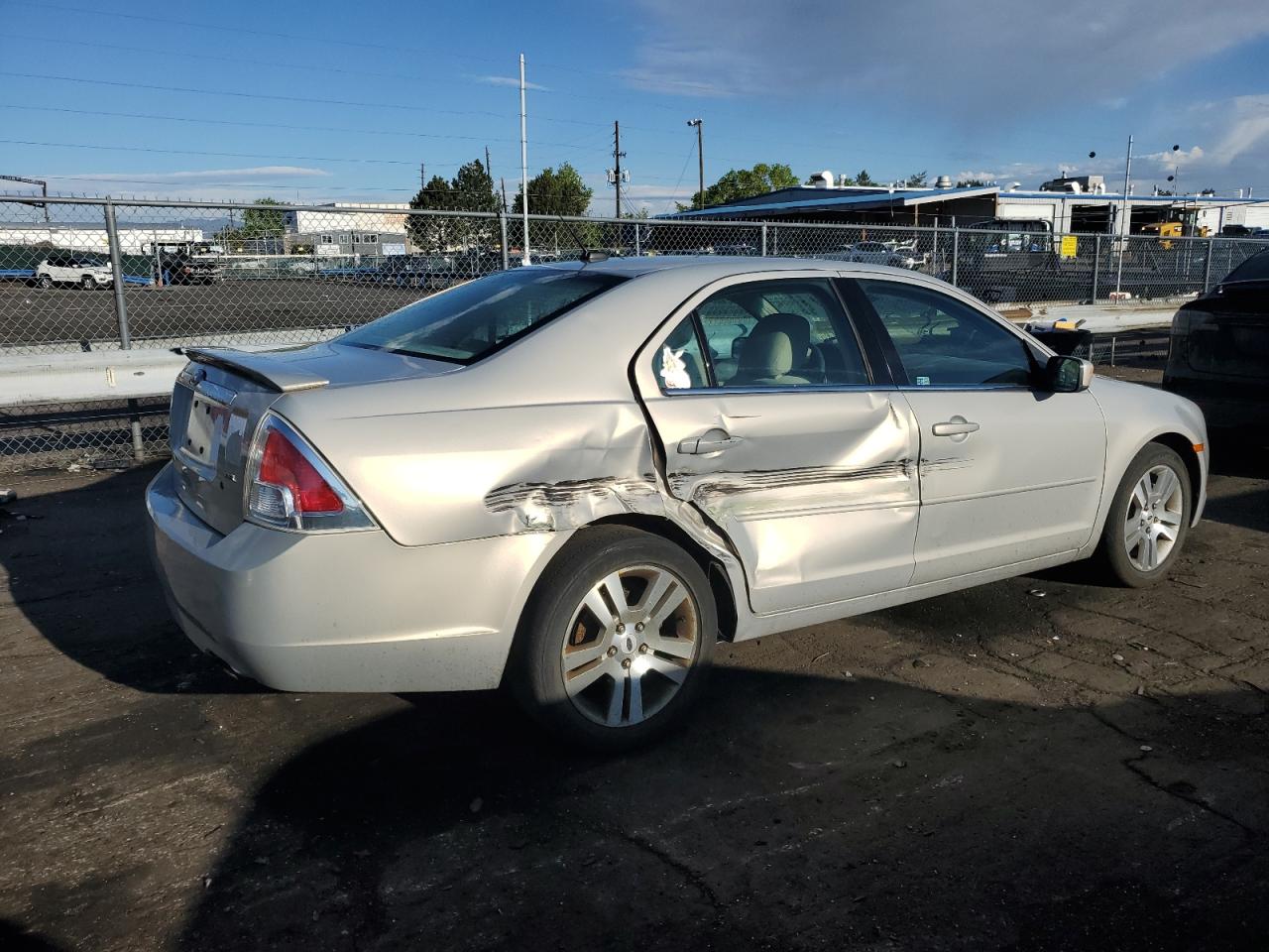 Photo 2 VIN: 3FAHP08Z99R177330 - FORD FUSION 