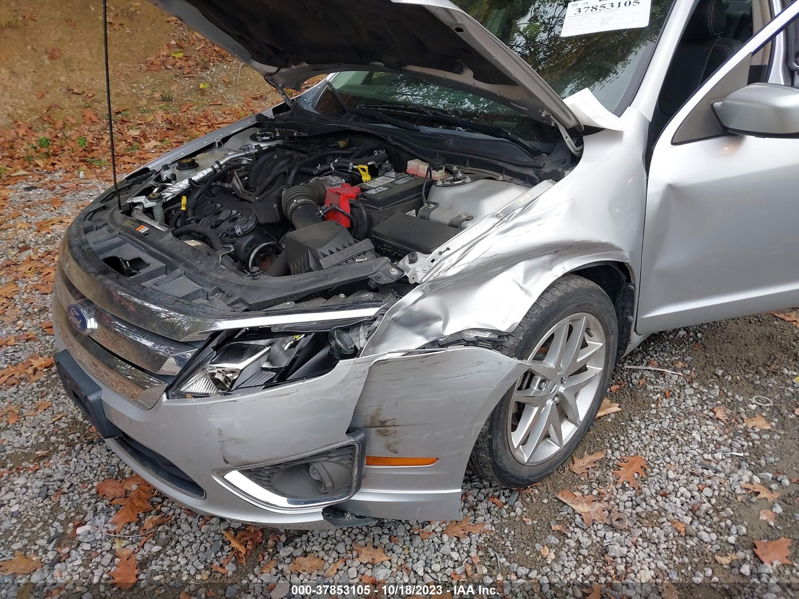 Photo 11 VIN: 3FAHP0CG1BR153194 - FORD FUSION 