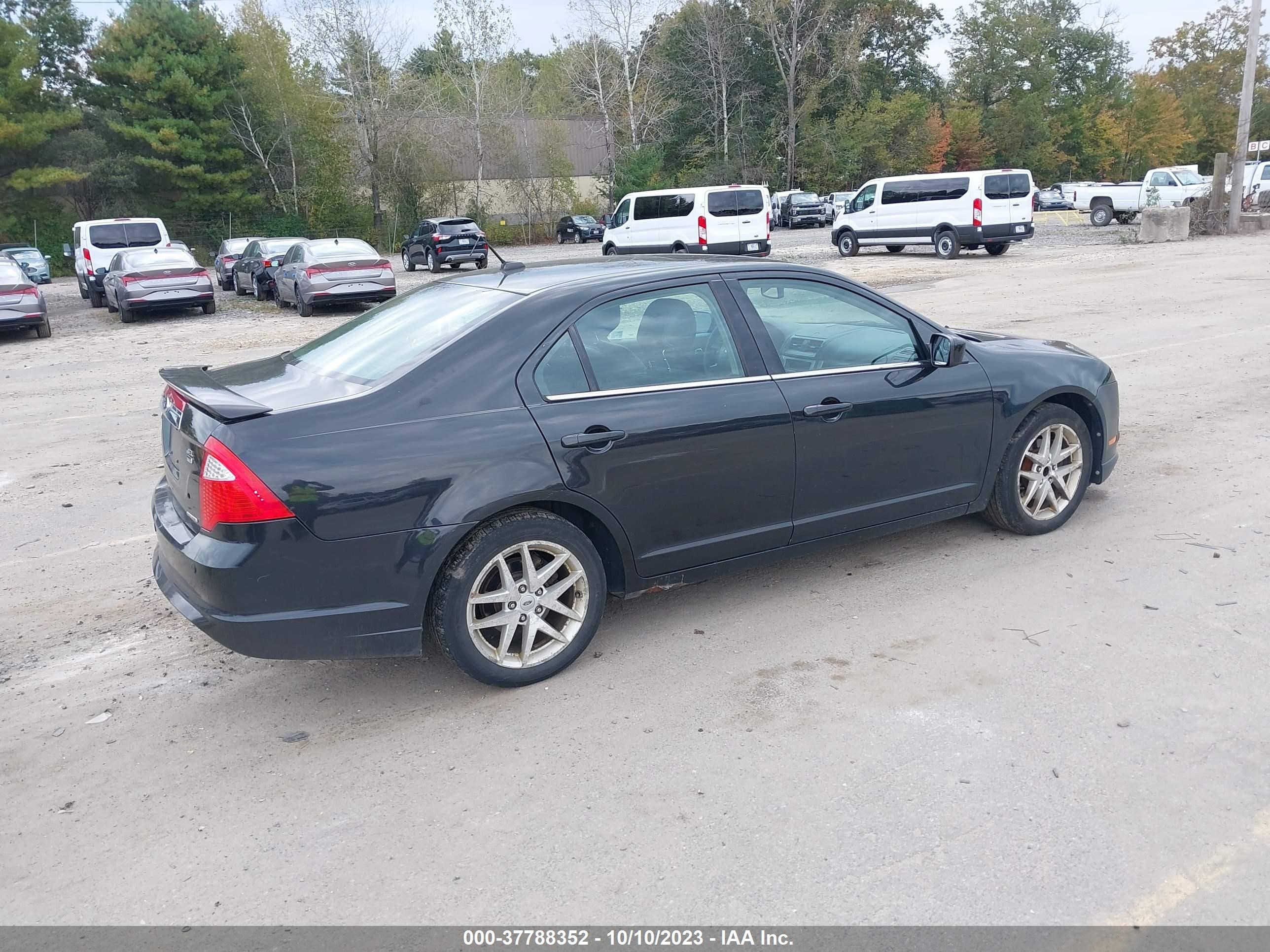 Photo 3 VIN: 3FAHP0CG2CR279985 - FORD FUSION 