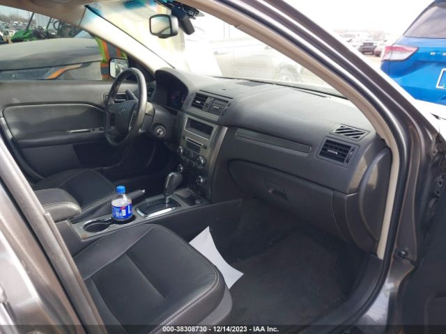 Photo 4 VIN: 3FAHP0CG4BR106290 - FORD FUSION 