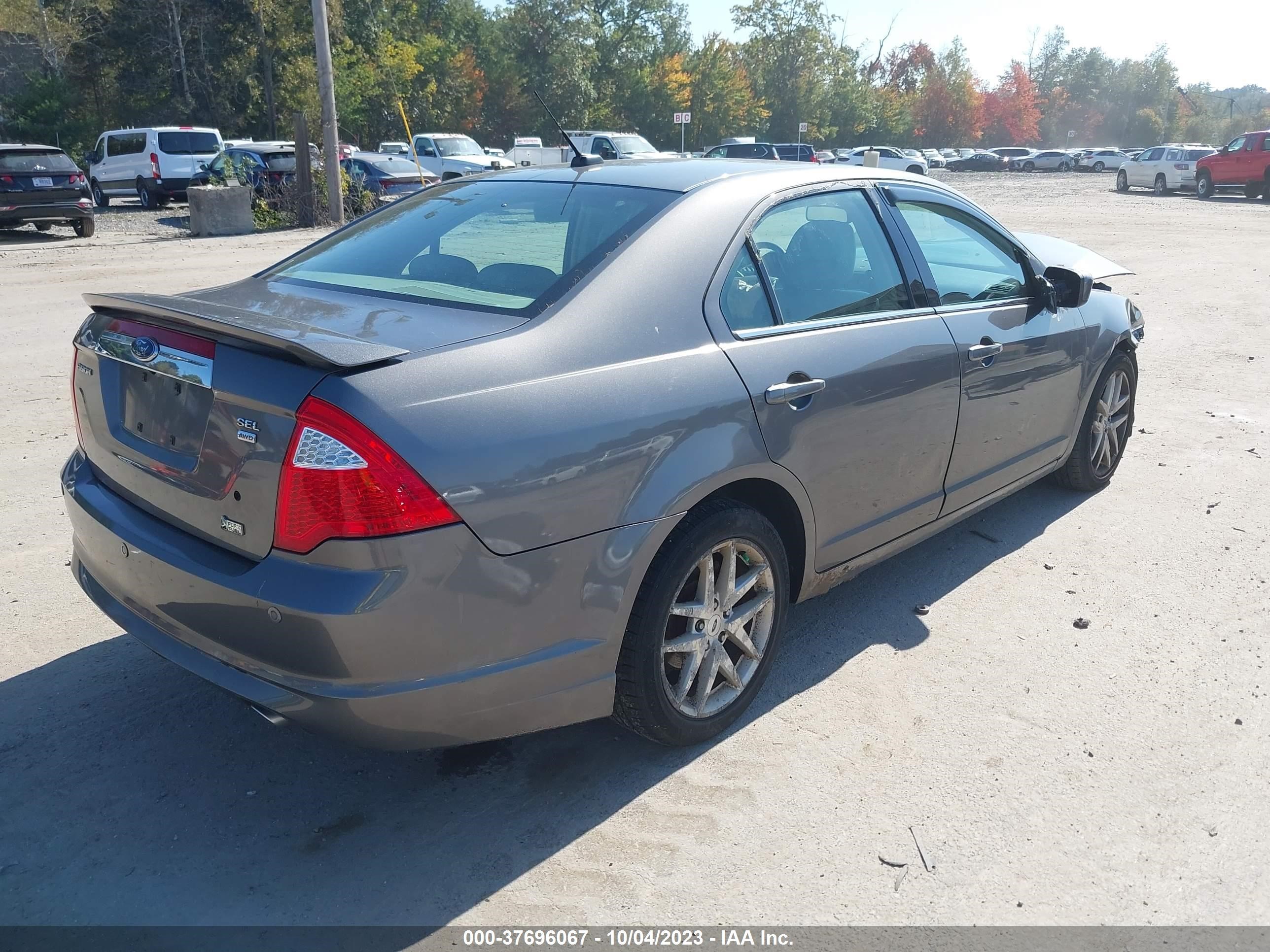 Photo 3 VIN: 3FAHP0CG5AR256343 - FORD FUSION 