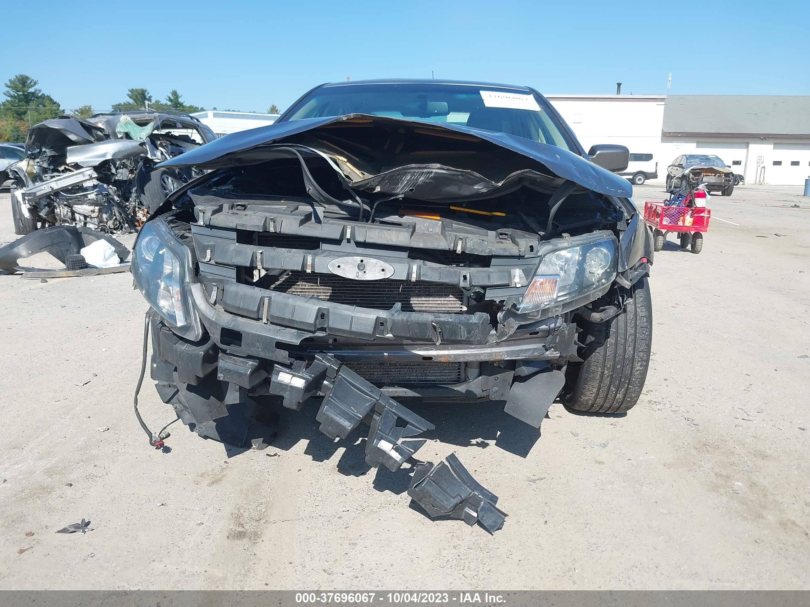 Photo 5 VIN: 3FAHP0CG5AR256343 - FORD FUSION 