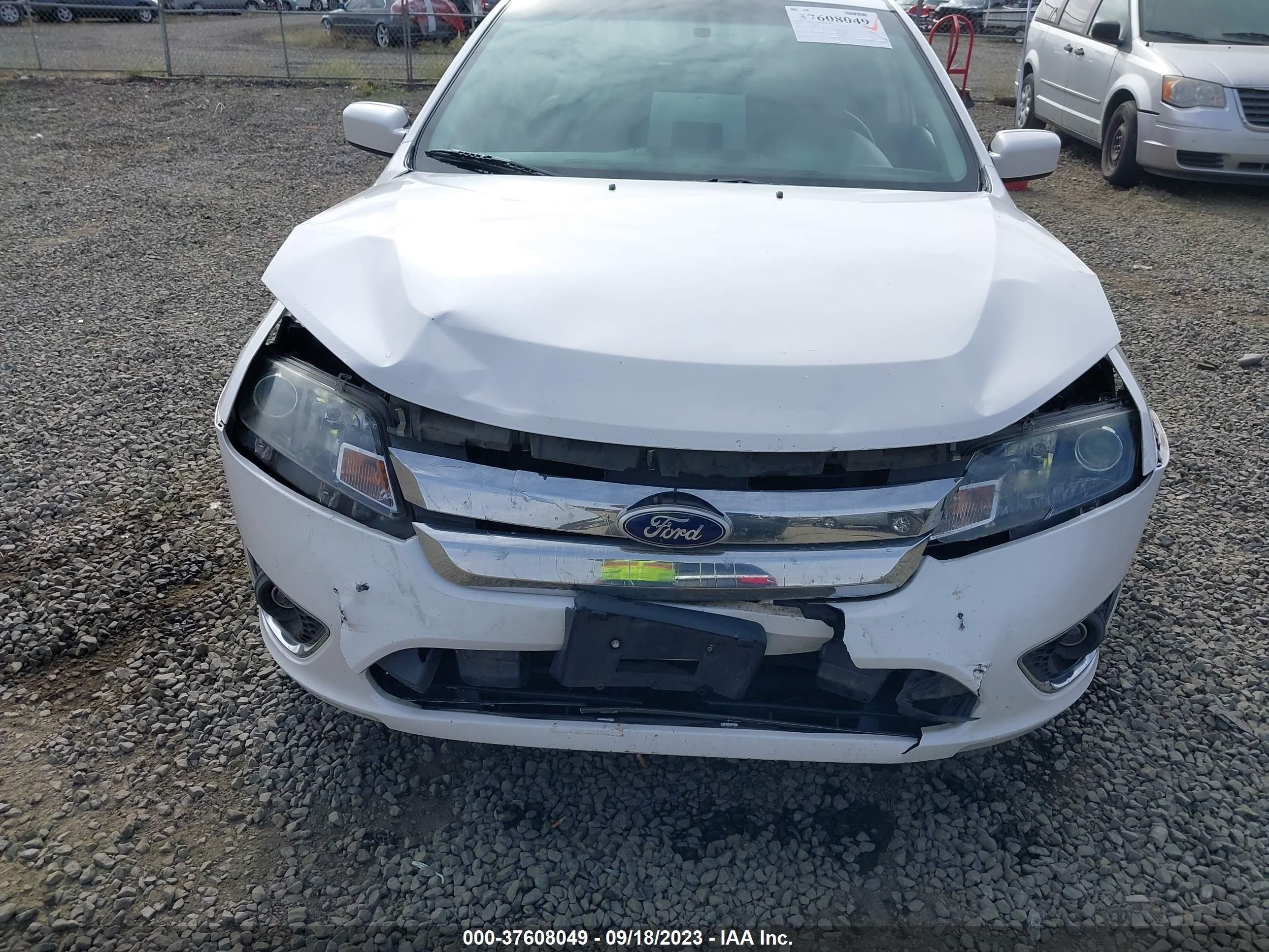 Photo 11 VIN: 3FAHP0CG9AR394516 - FORD FUSION 