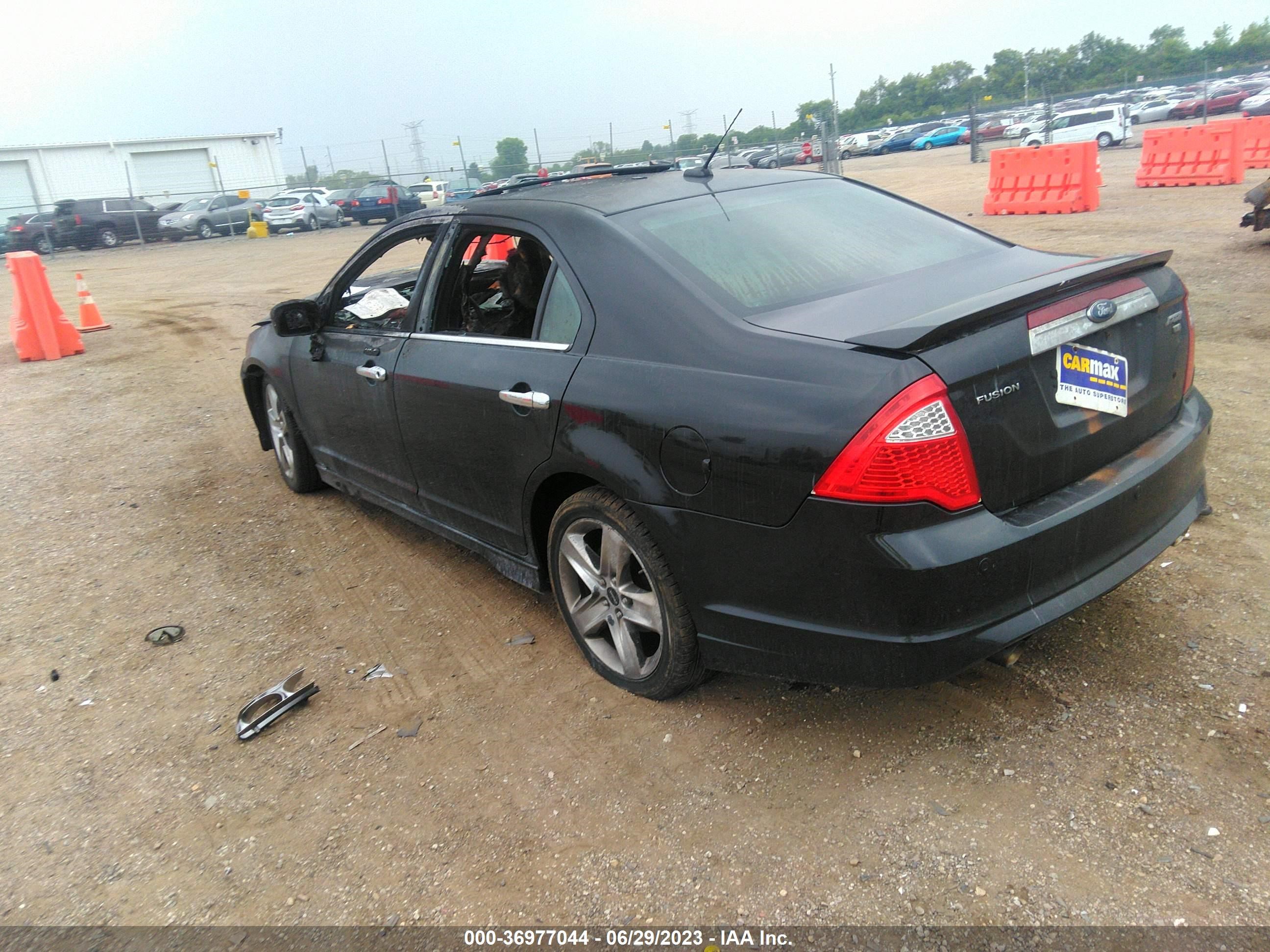 Photo 2 VIN: 3FAHP0DC2AR138553 - FORD FUSION 