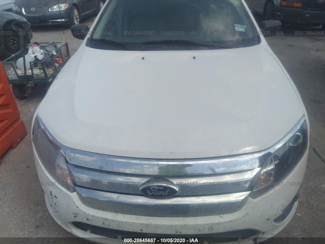 Photo 9 VIN: 3FAHP0GA1BR189876 - FORD FUSION 