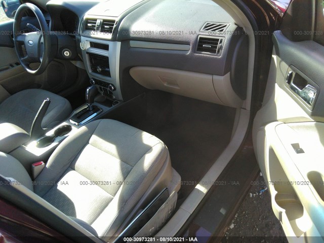 Photo 4 VIN: 3FAHP0GA2BR207706 - FORD FUSION 