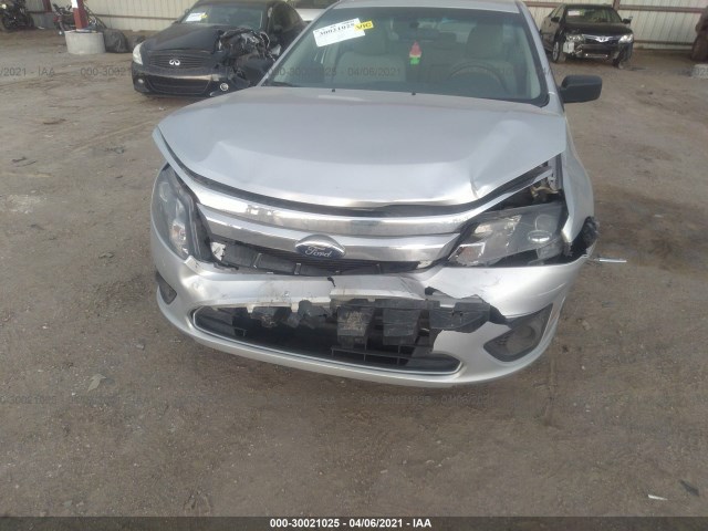 Photo 5 VIN: 3FAHP0GA2BR324041 - FORD FUSION 