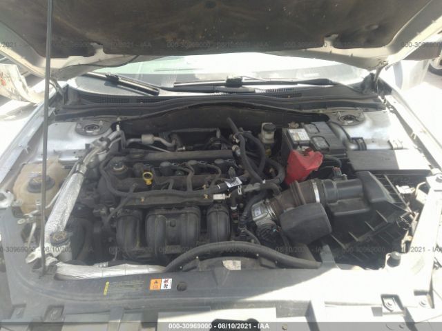 Photo 9 VIN: 3FAHP0GA2BR344337 - FORD FUSION 