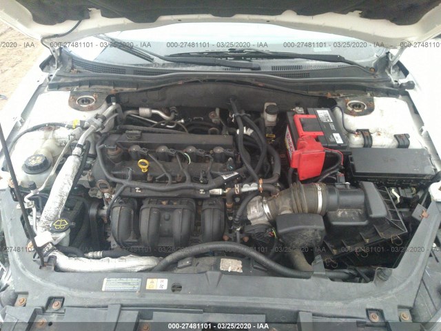 Photo 9 VIN: 3FAHP0GA3AR241720 - FORD FUSION 