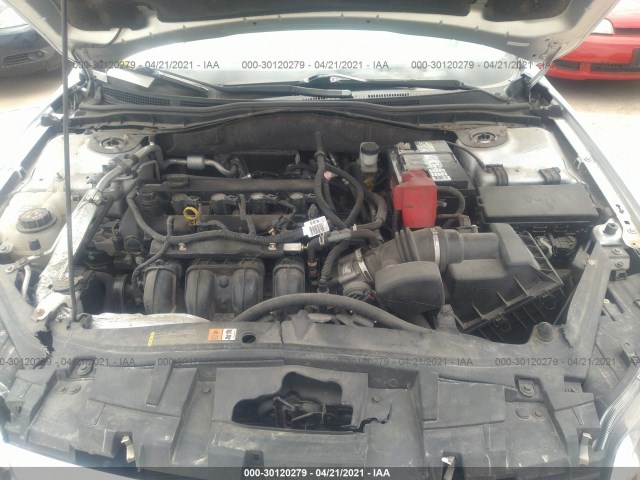 Photo 9 VIN: 3FAHP0GA3CR152314 - FORD FUSION 