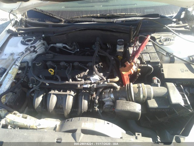 Photo 9 VIN: 3FAHP0GA3CR270525 - FORD FUSION 