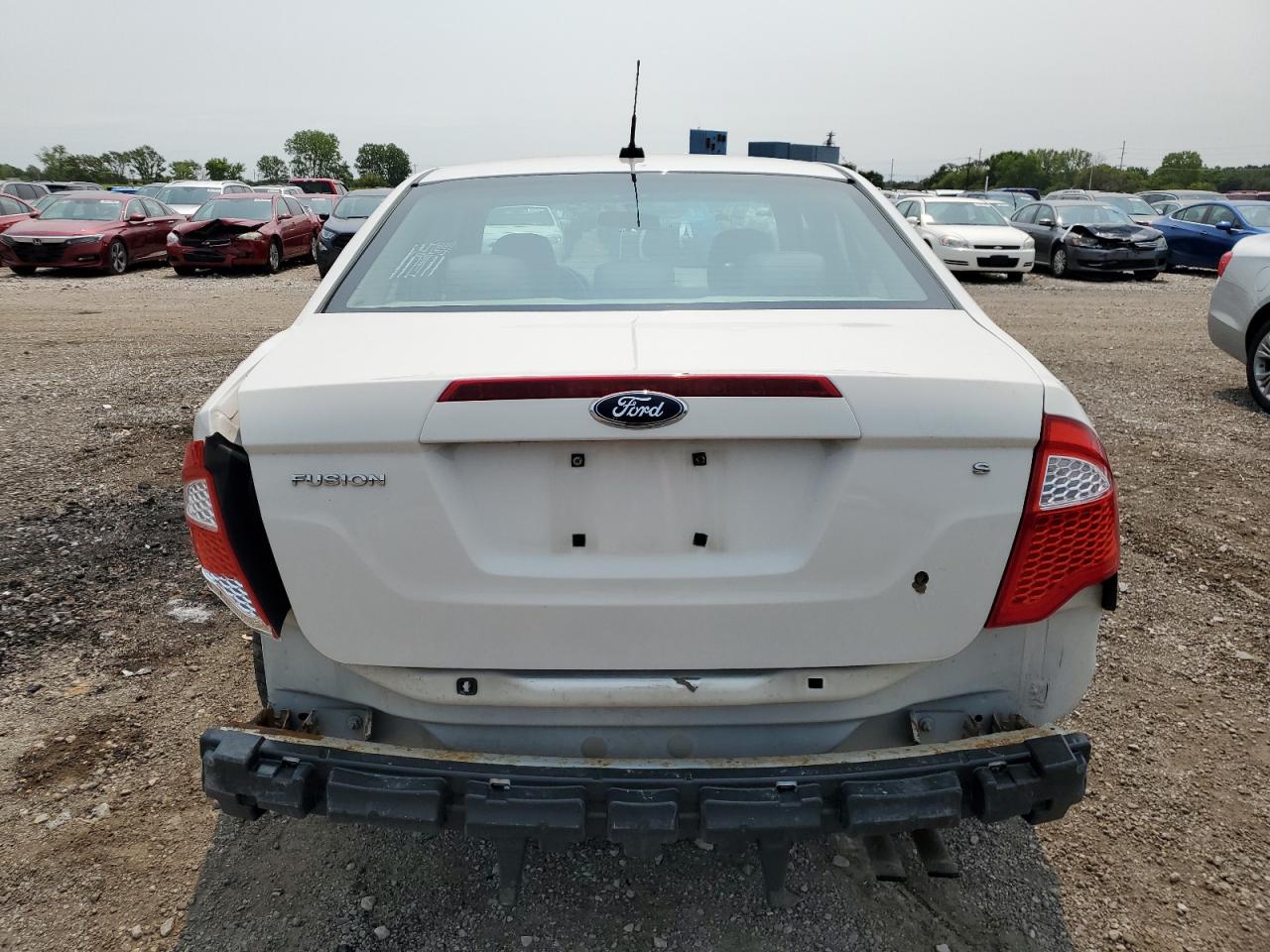 Photo 5 VIN: 3FAHP0GA4AR233495 - FORD FUSION 