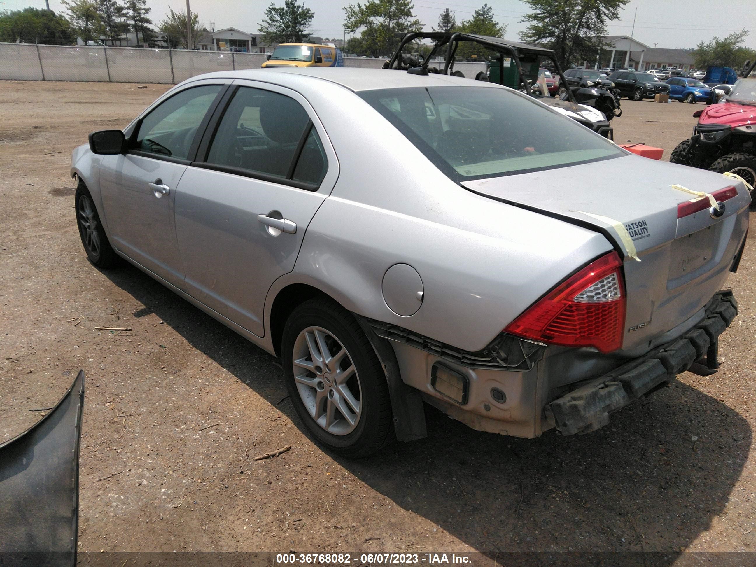 Photo 2 VIN: 3FAHP0GA4CR206669 - FORD FUSION S 