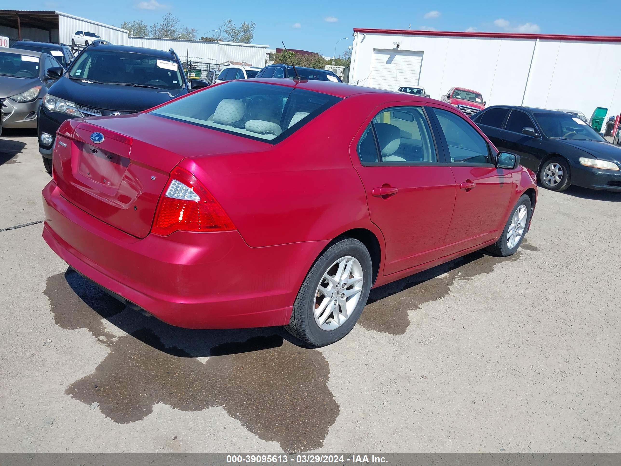 Photo 3 VIN: 3FAHP0GA6BR211807 - FORD FUSION 