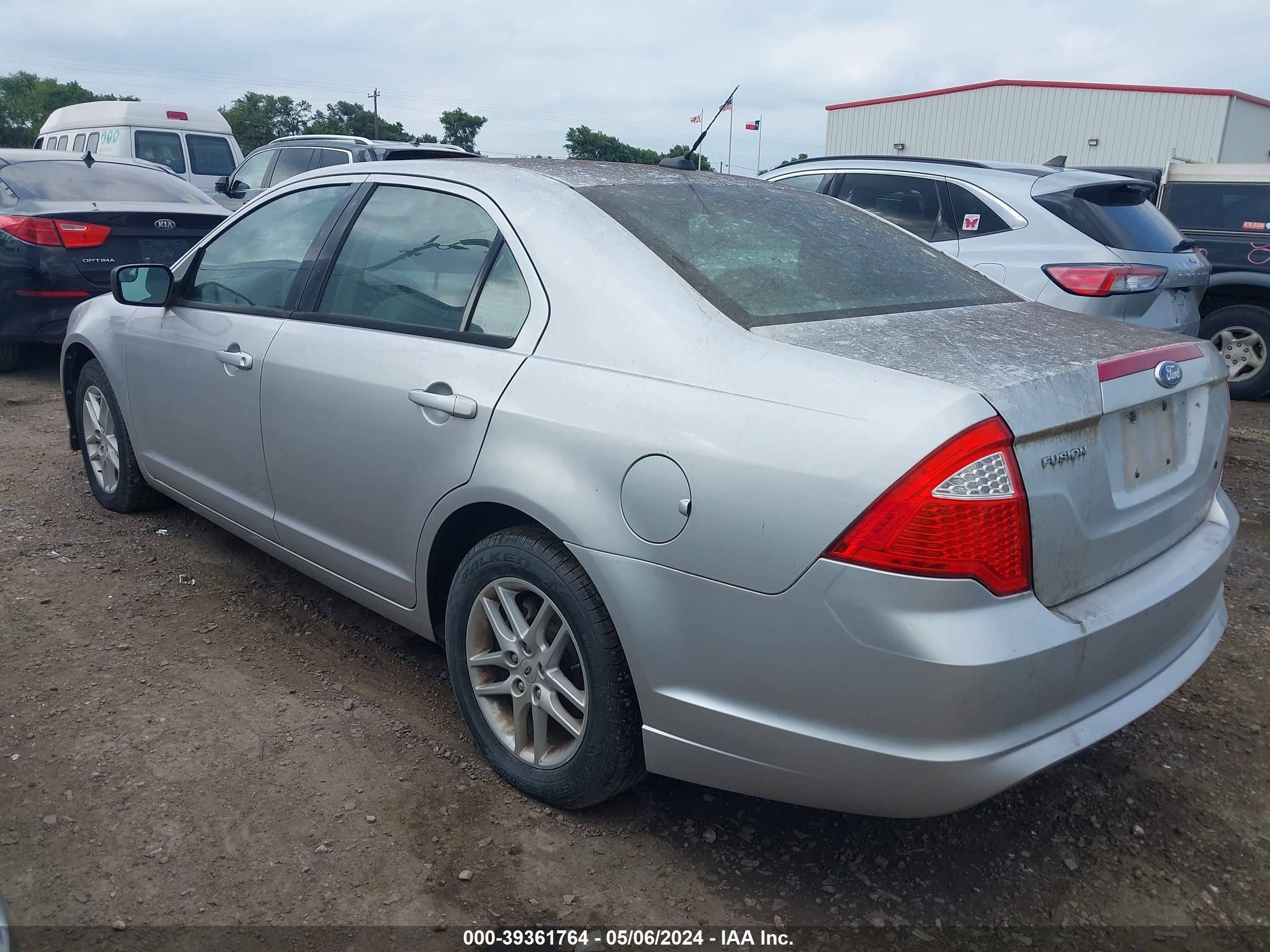 Photo 2 VIN: 3FAHP0GA6CR232481 - FORD FUSION 