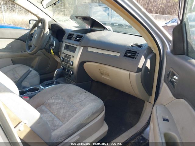 Photo 4 VIN: 3FAHP0GA8BR239768 - FORD FUSION 